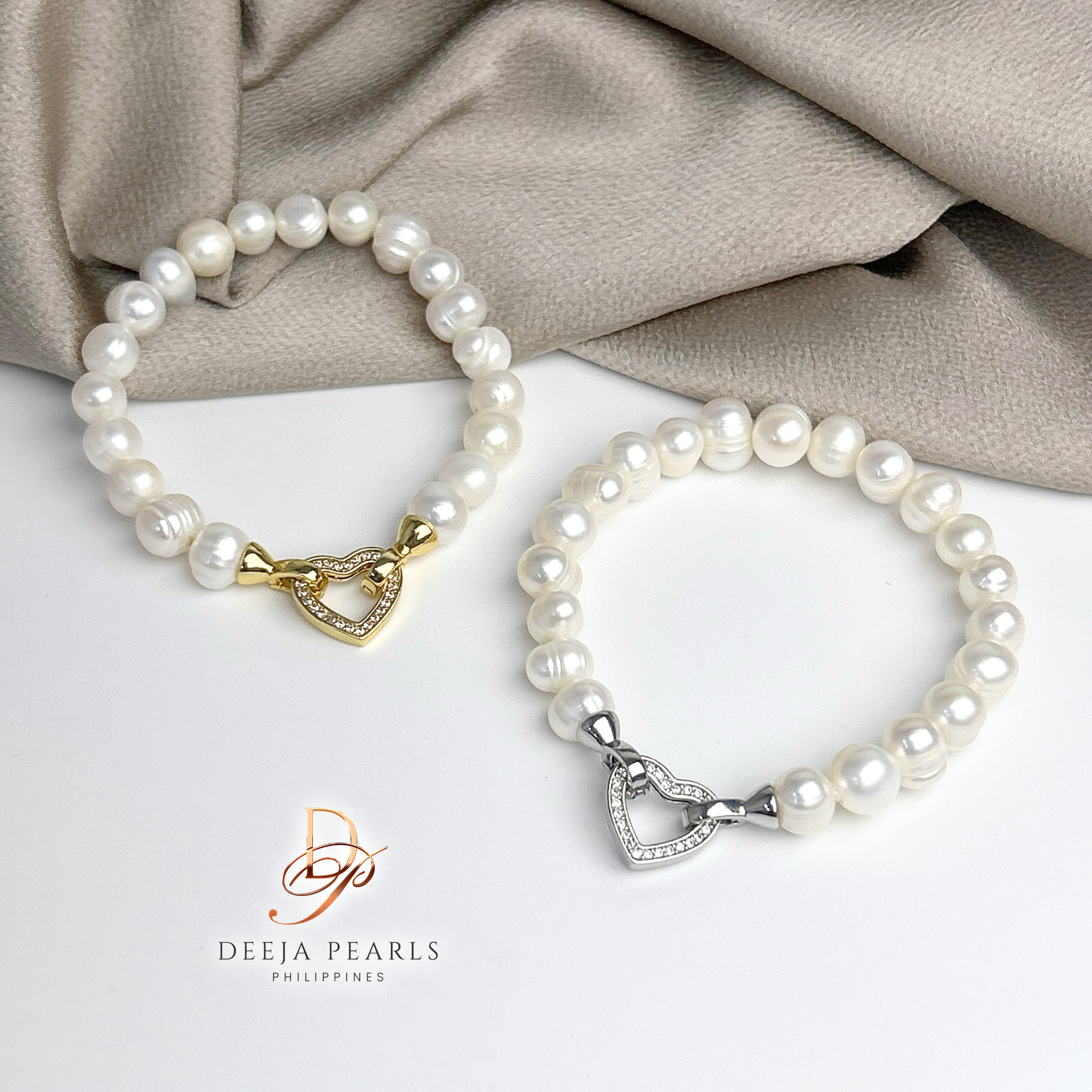 DPB109 • Freshwater Pearl Bracelet in Heart Pendant Lock