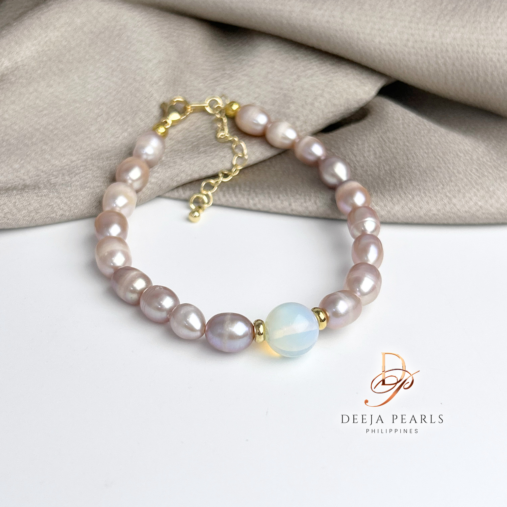 DPB117 • Freshwater Pearl with Moonstone Natural Gemstone