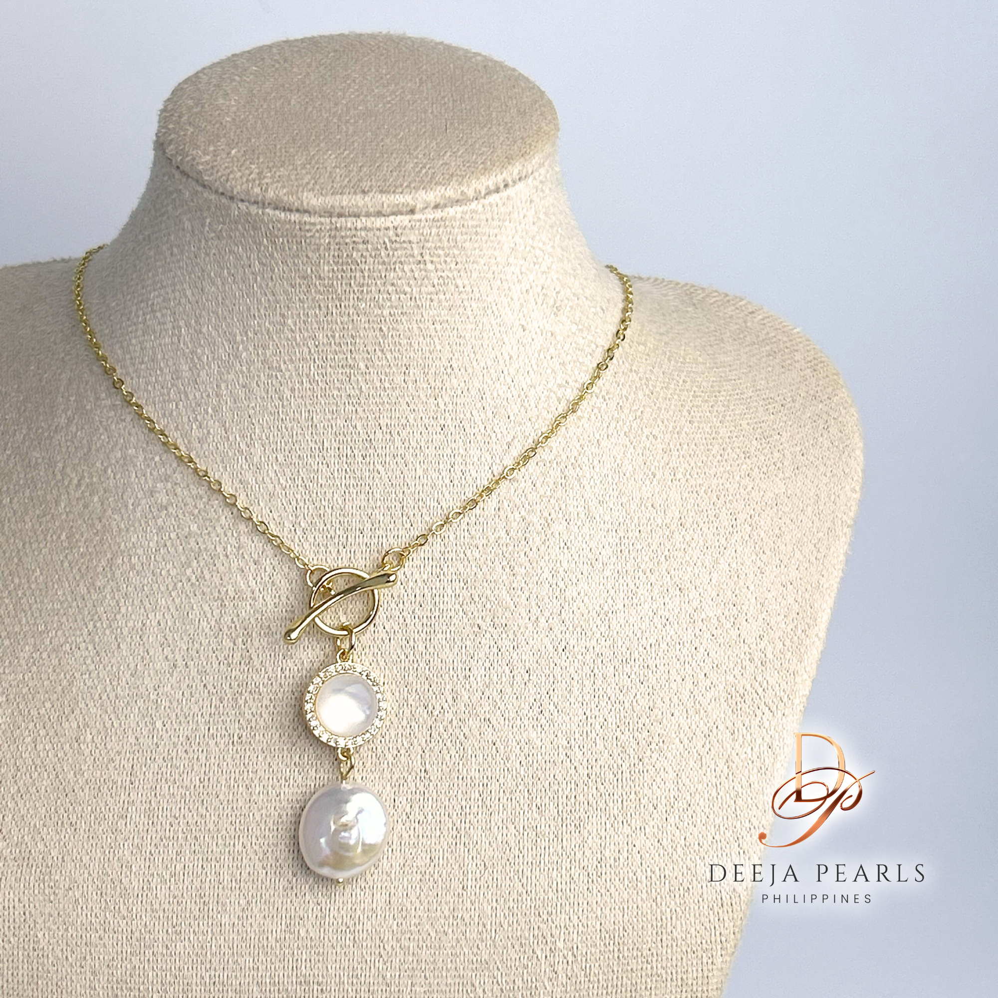 DPN123 • Coin Freshwater Pearl Pendant Necklace in Toggle Lock