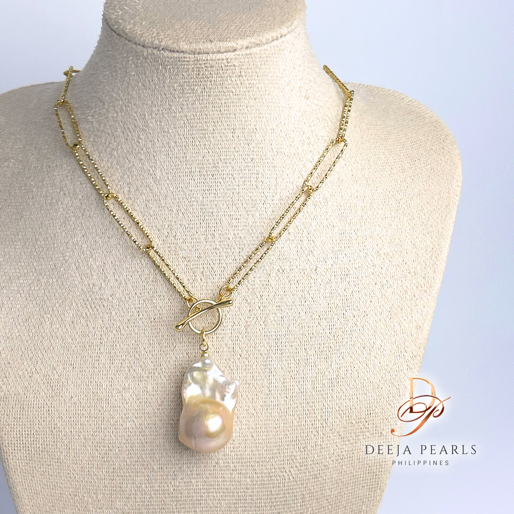 DPN135 • Freshwater Pearl Pendant Necklace