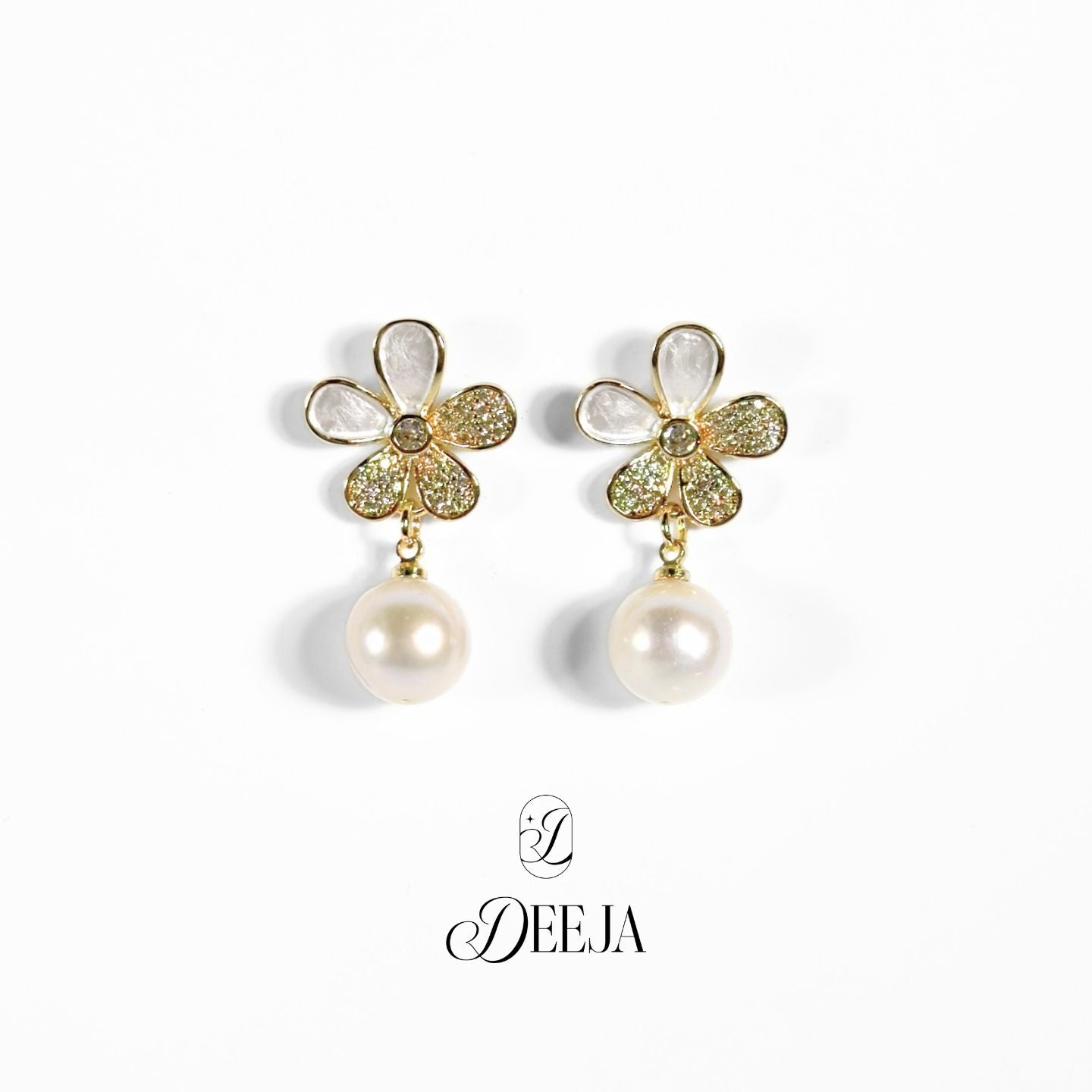 Freshwater Pearl Dangling Earrings • FWE23