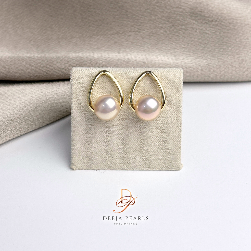 DPE171 • Freshwater Pearl Stud Earrings