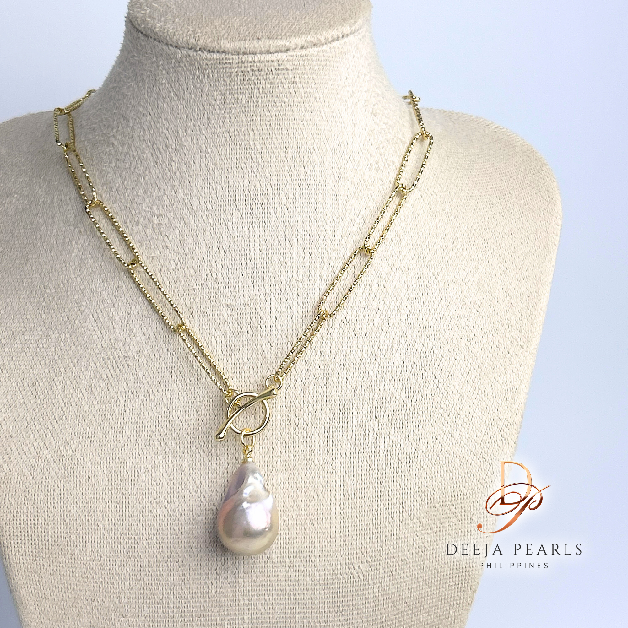 DPN135 • Freshwater Pearl Pendant Necklace