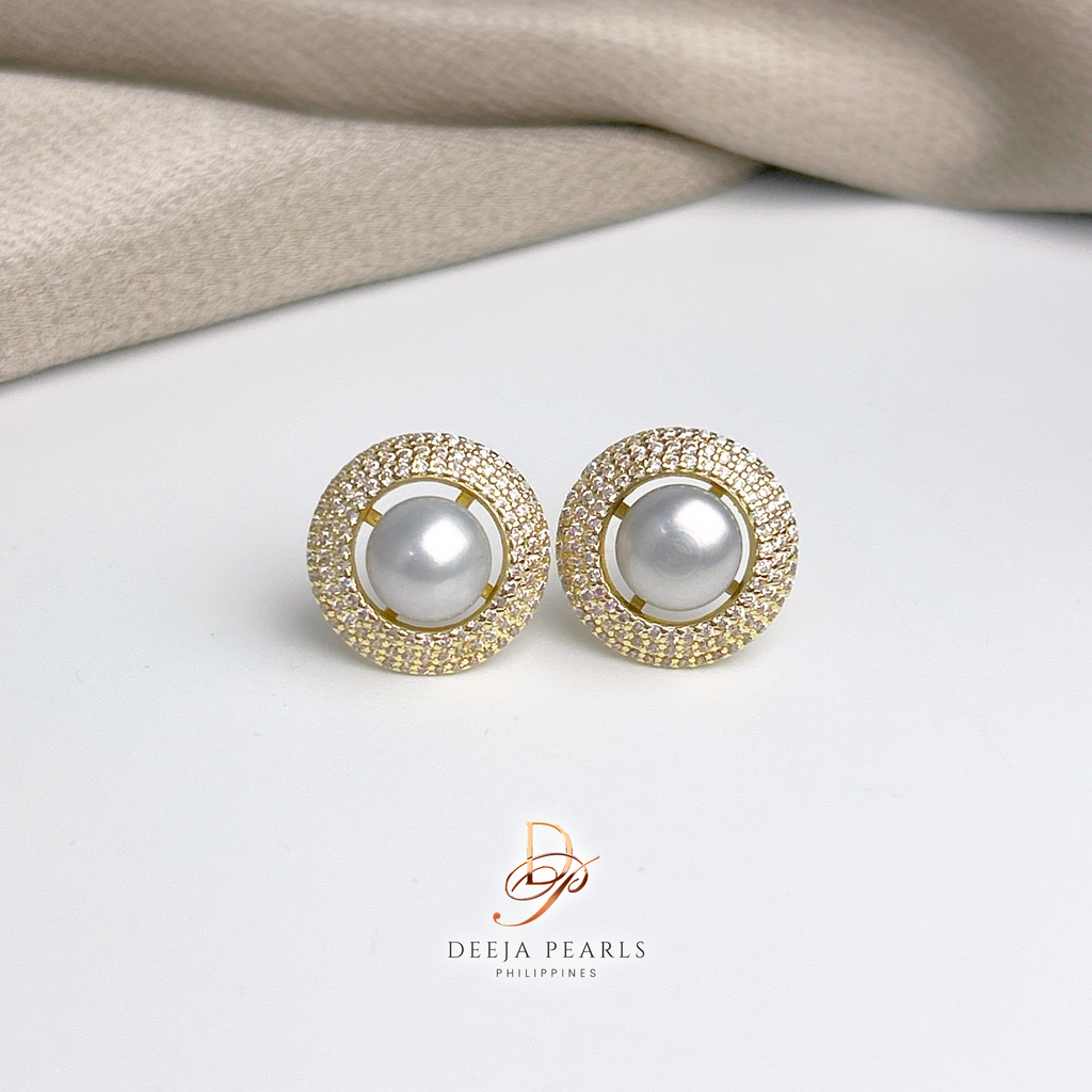 DPE150 • Freshwater Pearl Stud Earrings