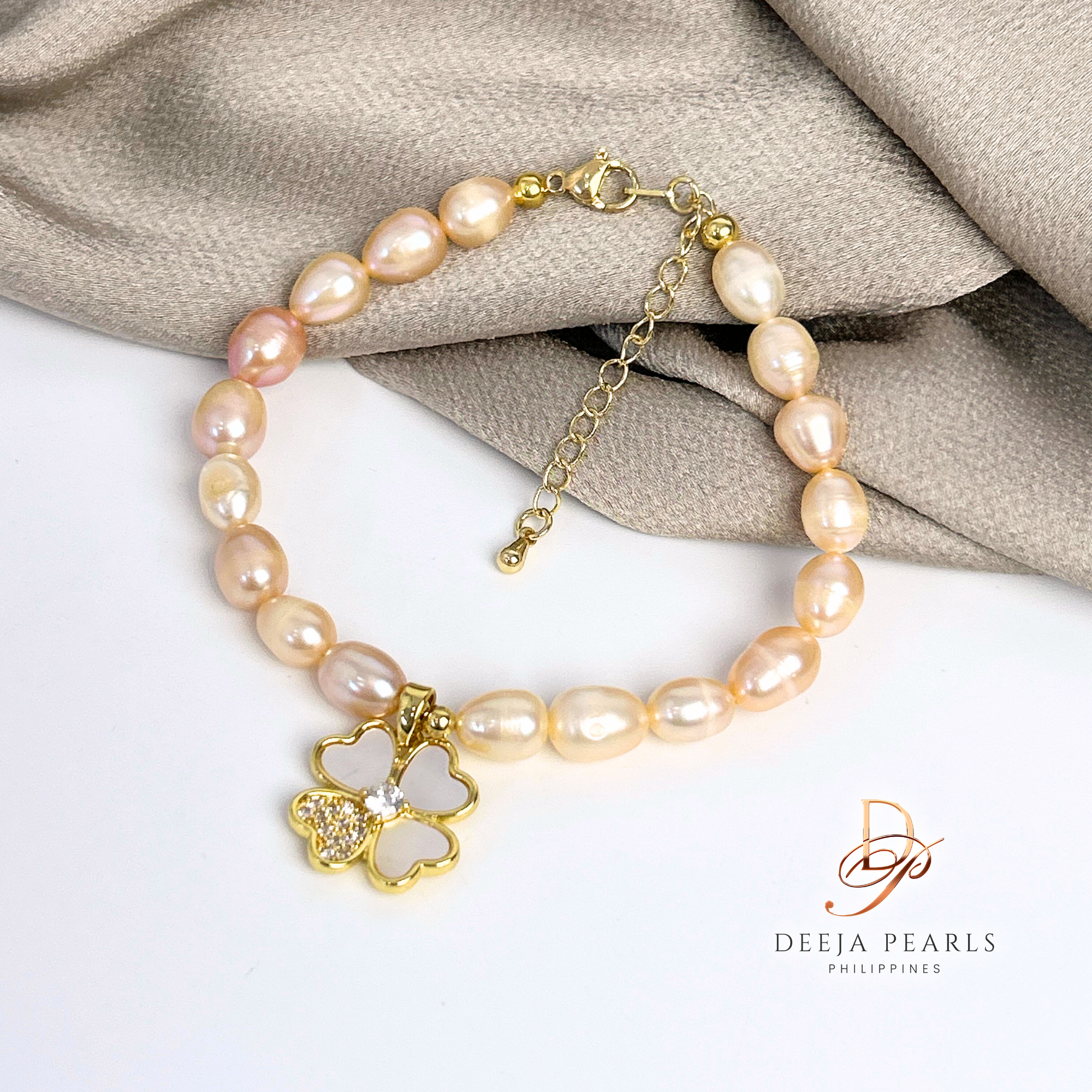 DPB125 • Freshwater Pearl with Mother of Pearl Pendant