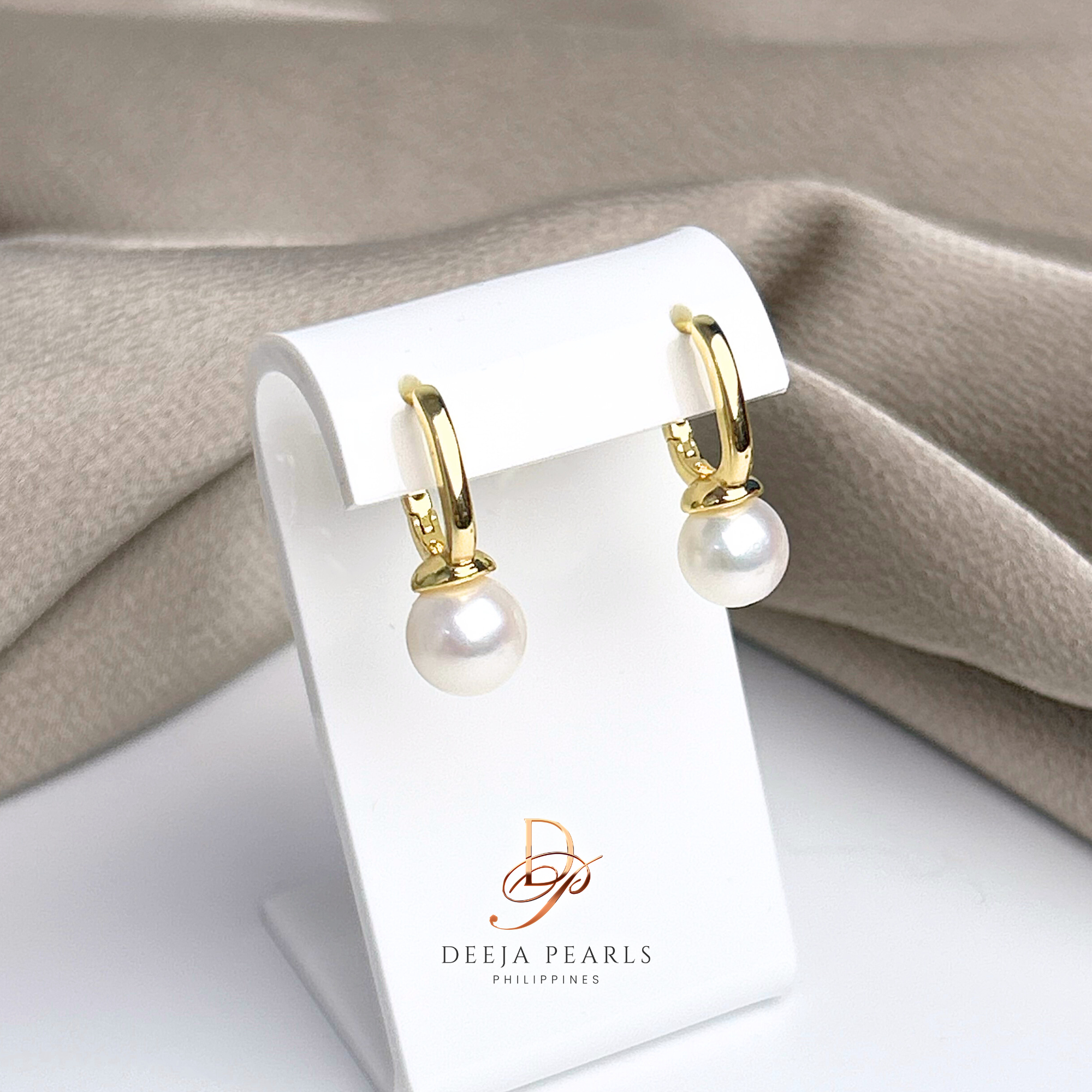 DPE135 • Freshwater Pearl Clip Earrings