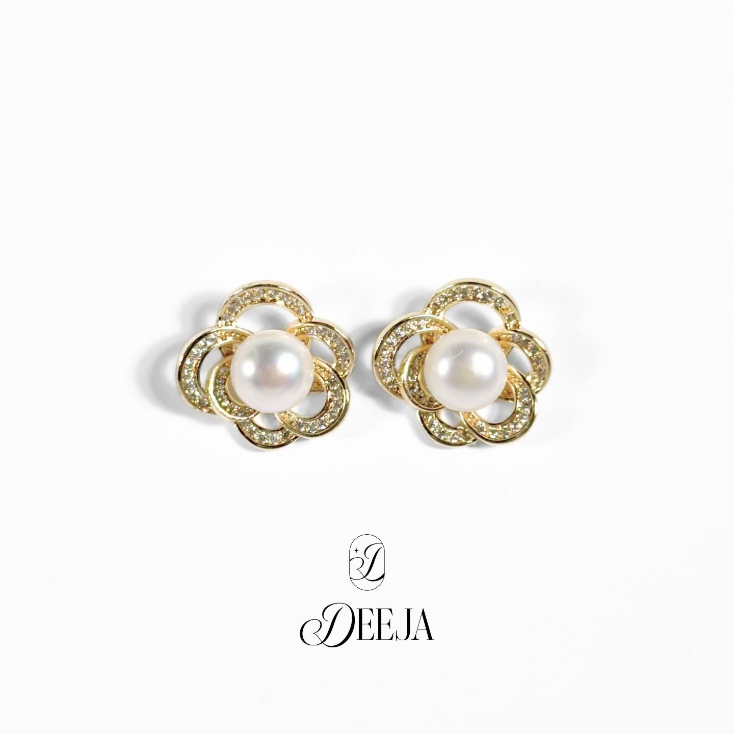 Freshwater Pearl Stud Earrings • FWE30