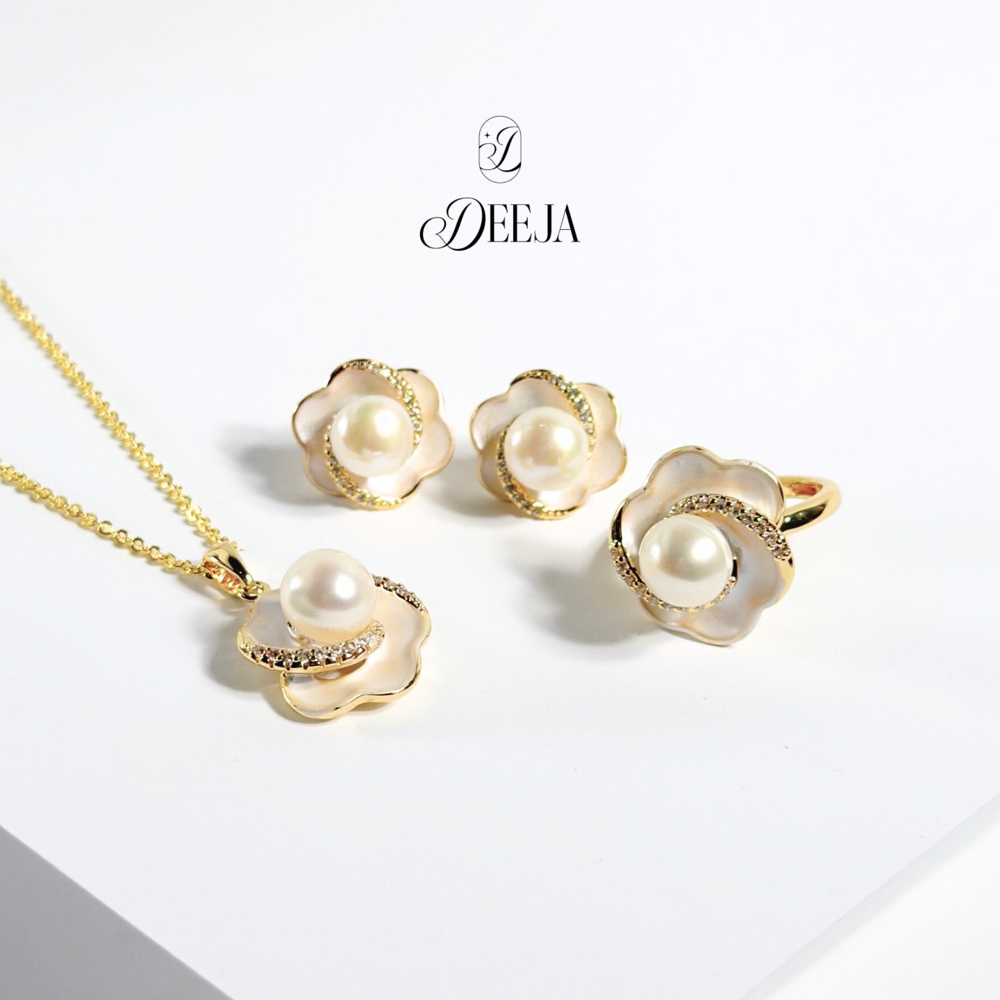 Freshwater Pearl Earrings, Necklace and Ring Set • FWS03