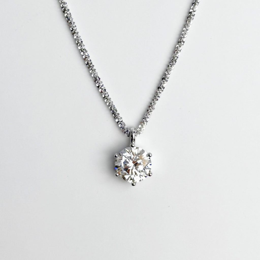 Moissanite 2ct Classic Solitaire Pendant Necklace in Sparkly Chain