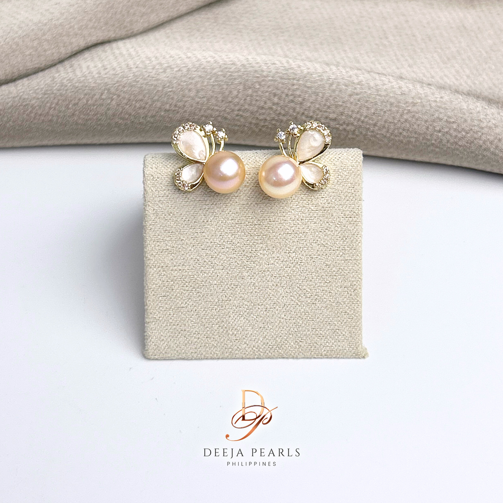 DPE102 • Freshwater Pearl Stud Earrings