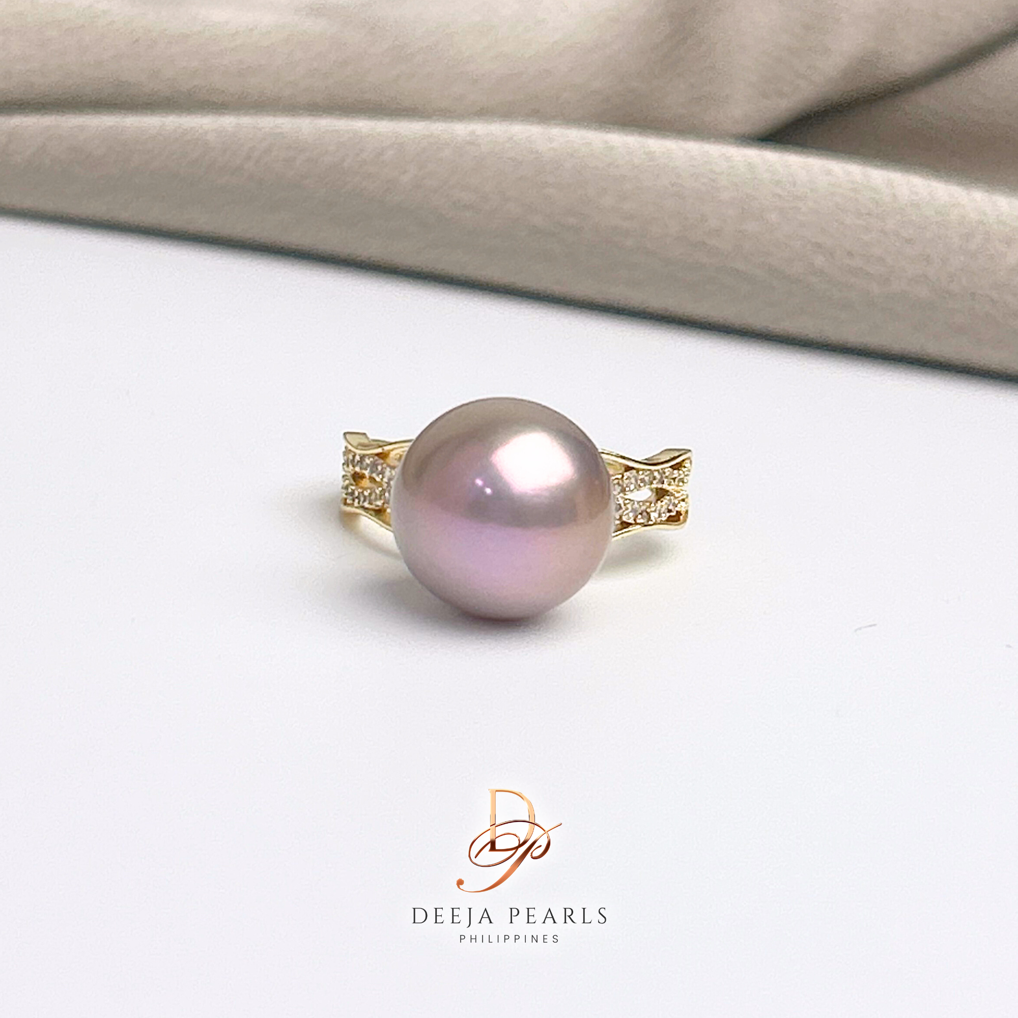DPR113 • Purple Edison Pearl Adjustable Ring