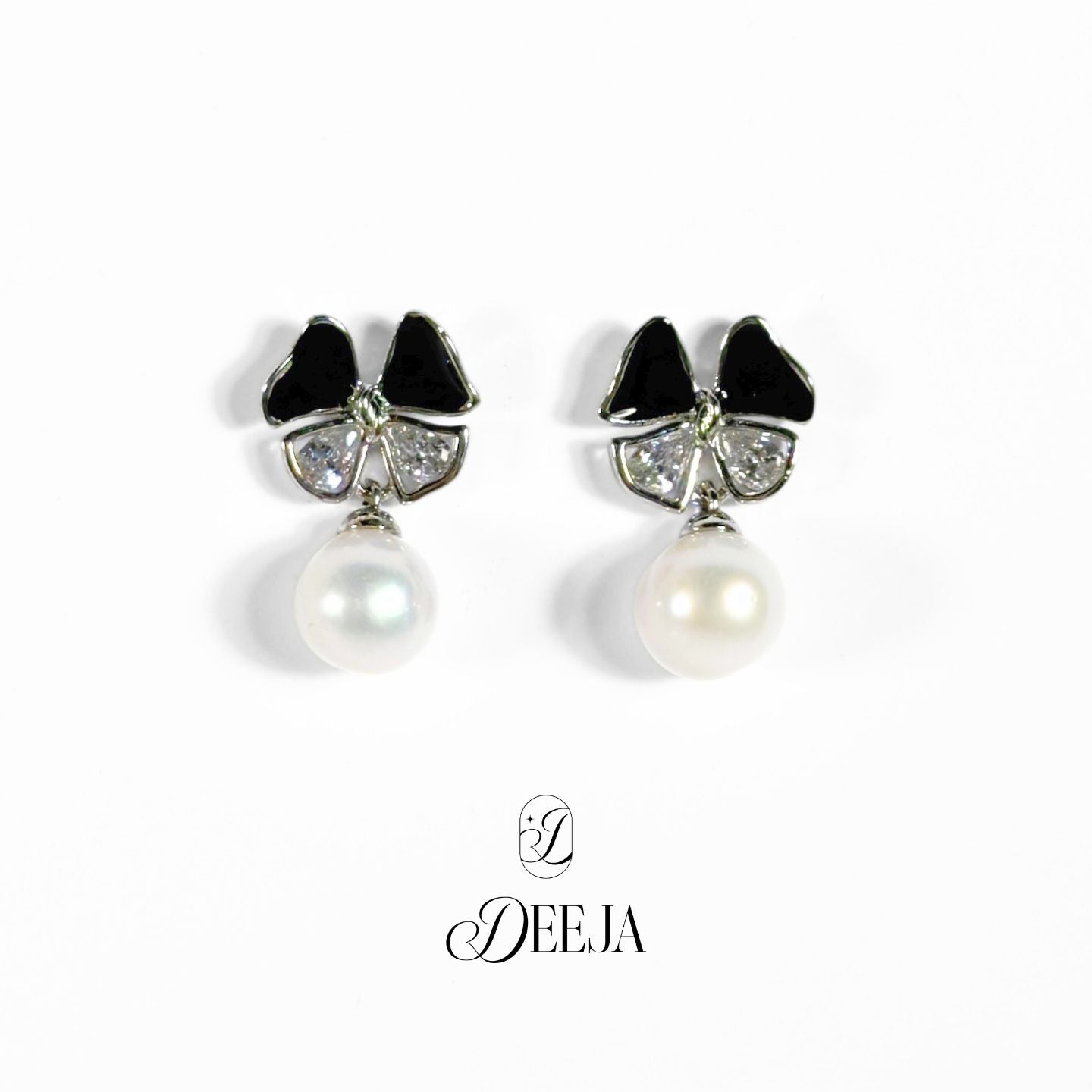 Freshwater Pearl Dangling Earrings • FWE29