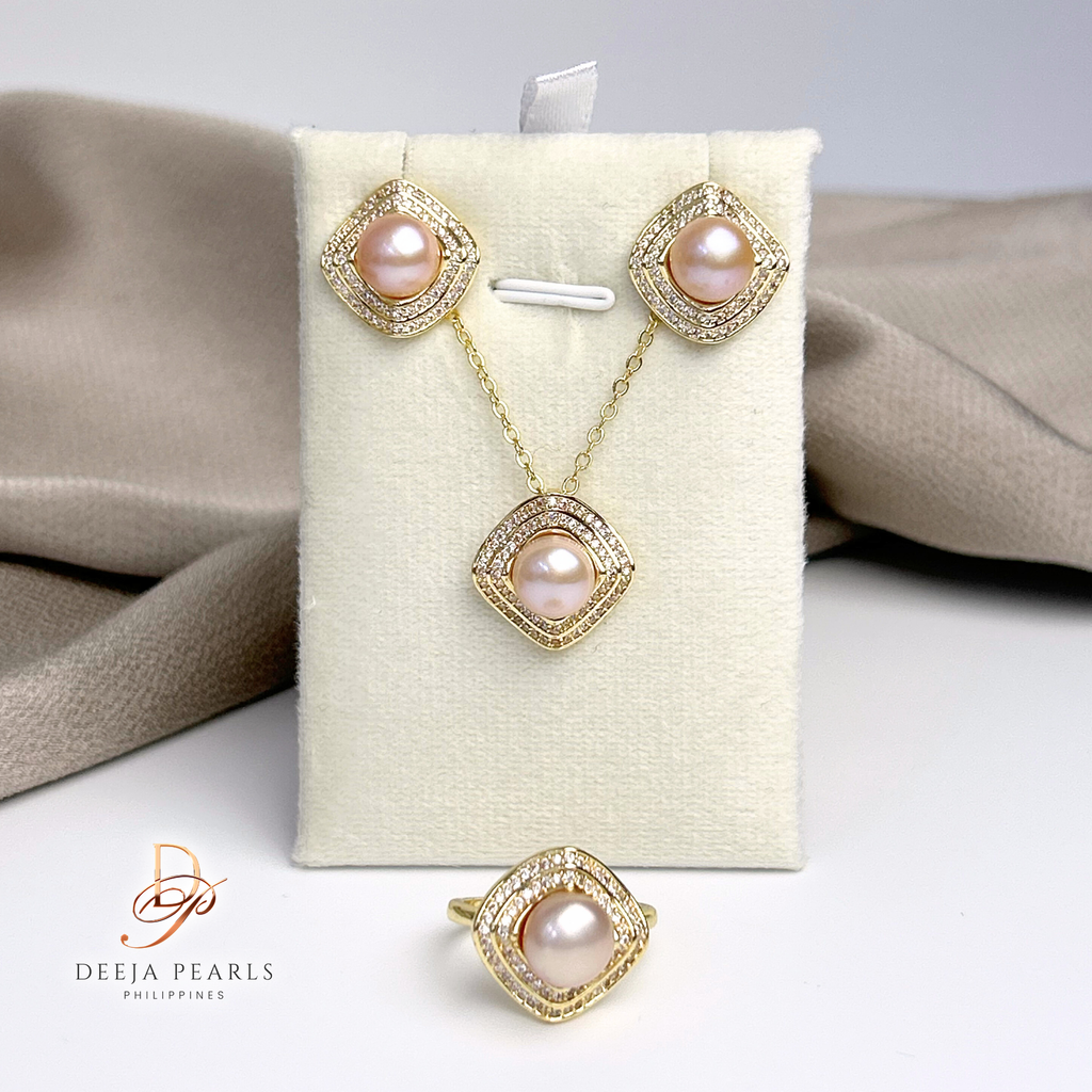 DPS124 • Freshwater Pearl Necklace, Earrings and Adjustable Ring Set