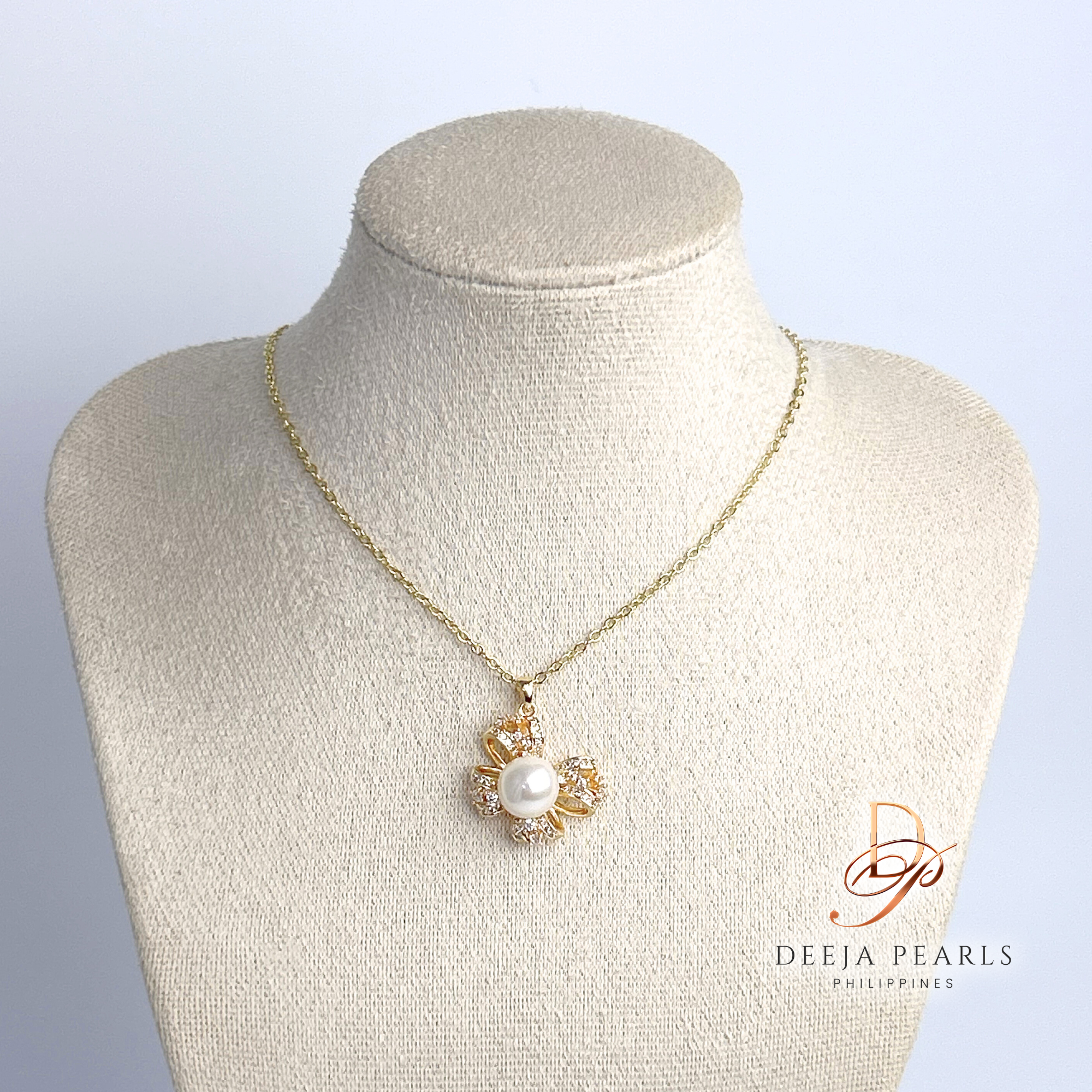 DPN119 • Freshwater Pearl Pendant Necklace
