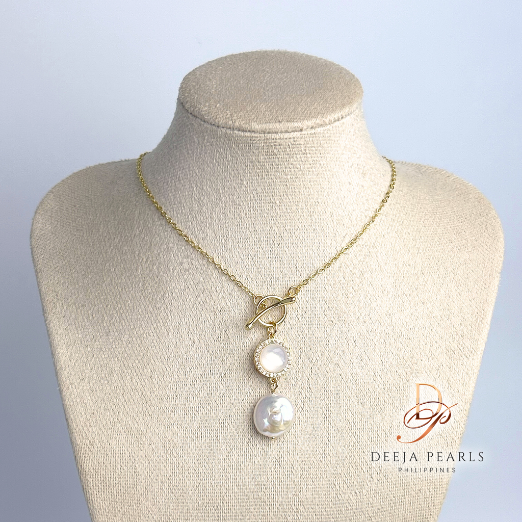 DPN123 • Coin Freshwater Pearl Pendant Necklace in Toggle Lock