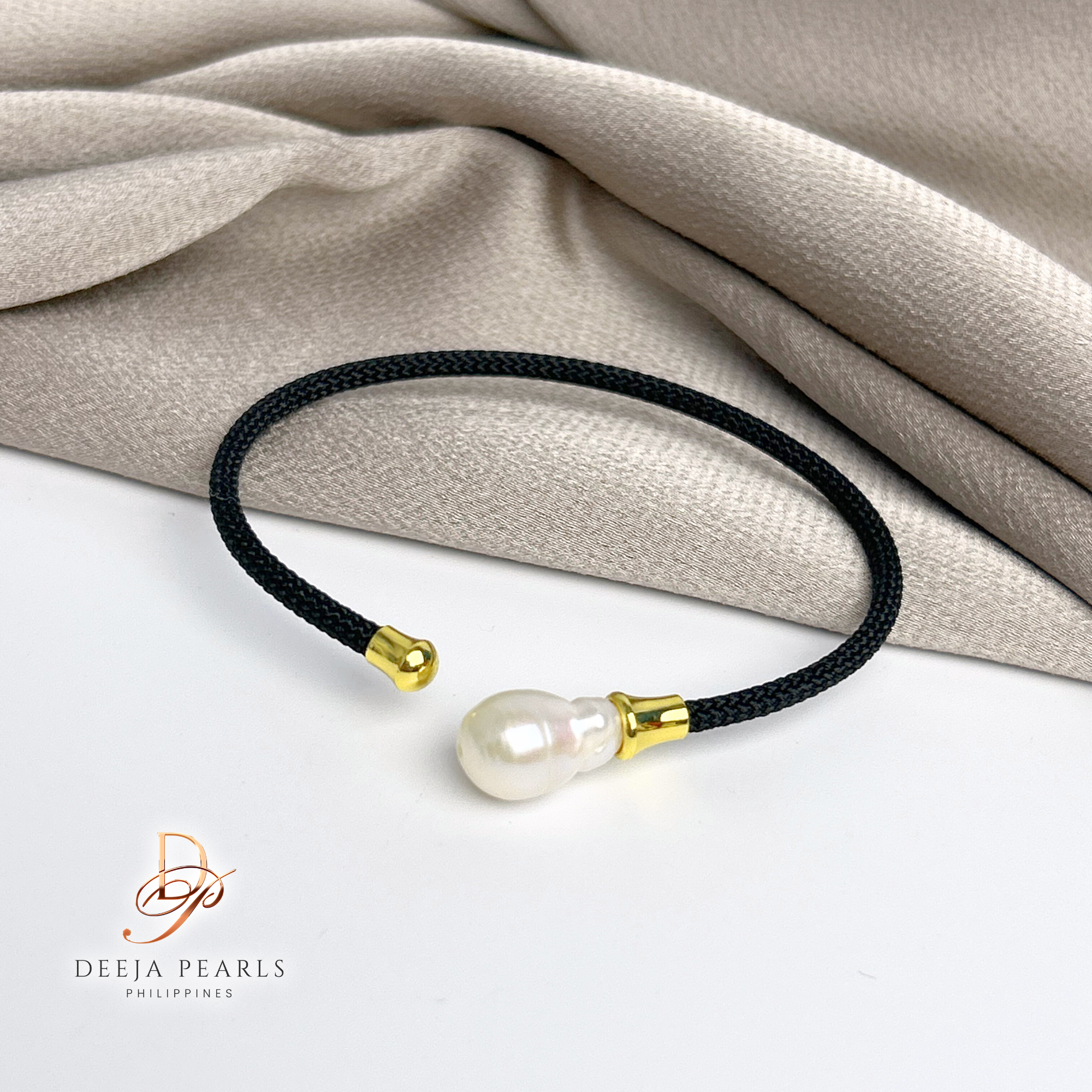 DPB138 • Baroque Freshwater Pearl Sporty String Bangle