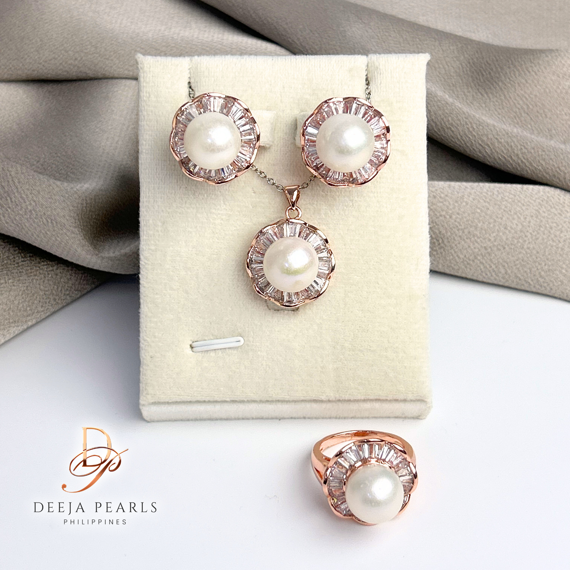 EPS101 • Edison Pearl Set of Necklace, Earrings and Ring