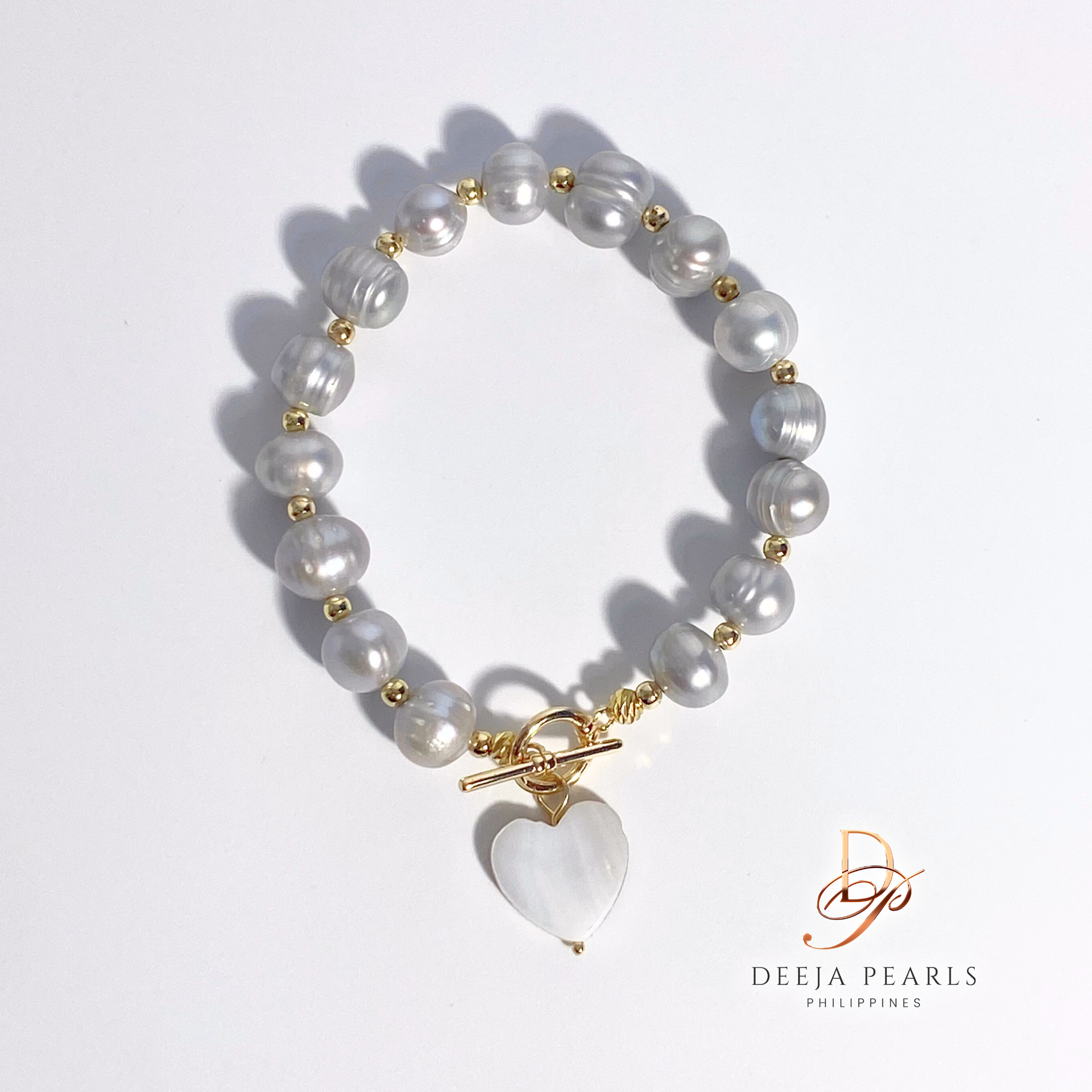 DPB148 • Freshwater Pearl Bracelet with Mother of Pearl