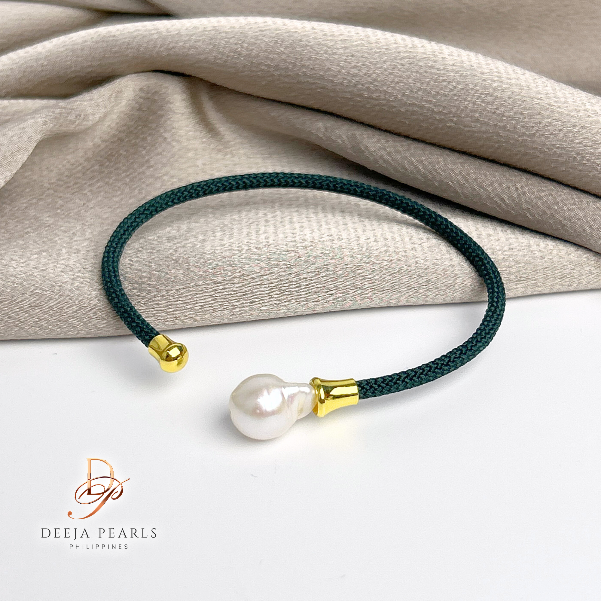 DPB138 • Baroque Freshwater Pearl Sporty String Bangle