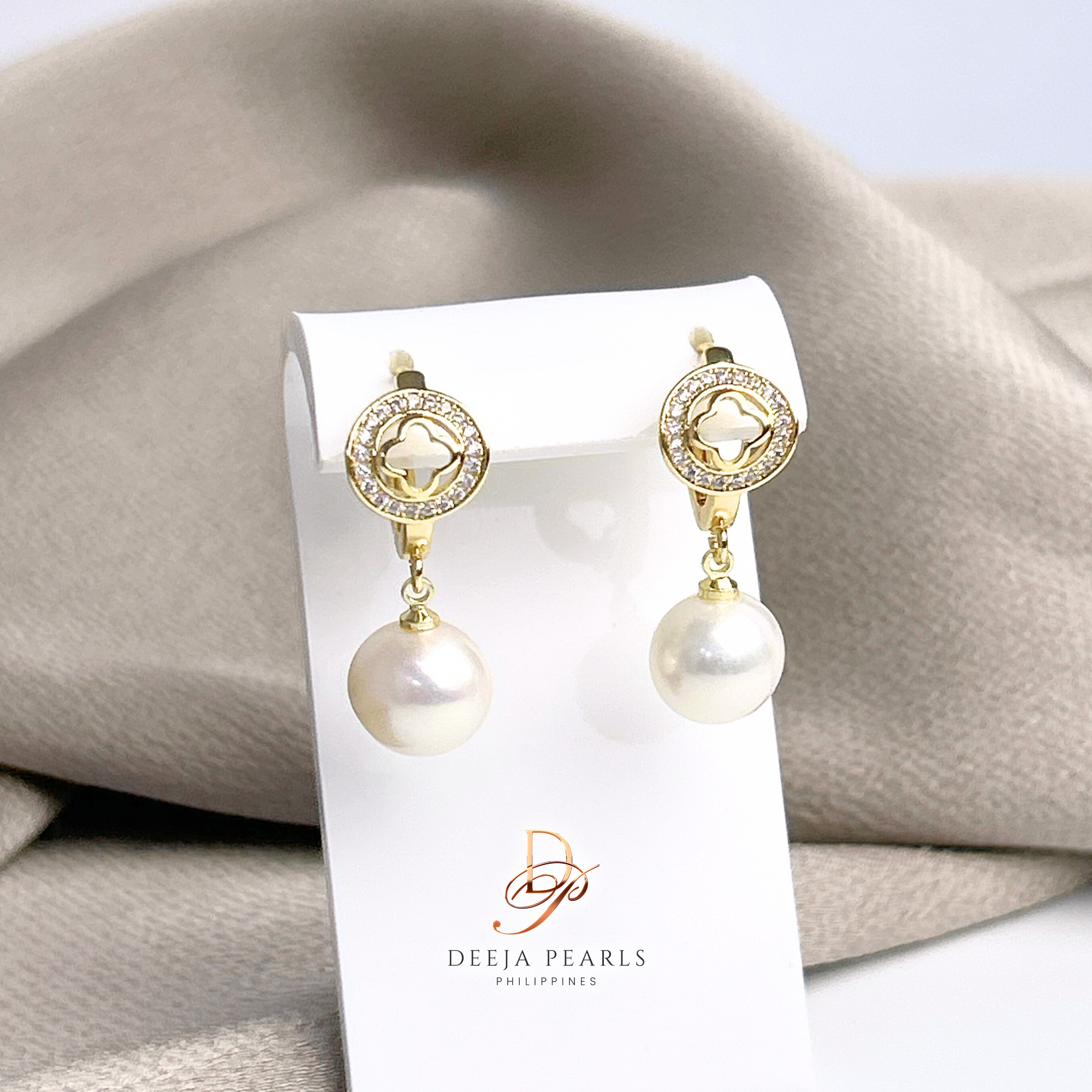 DPE146 • Freshwater Pearl Clip Earrings