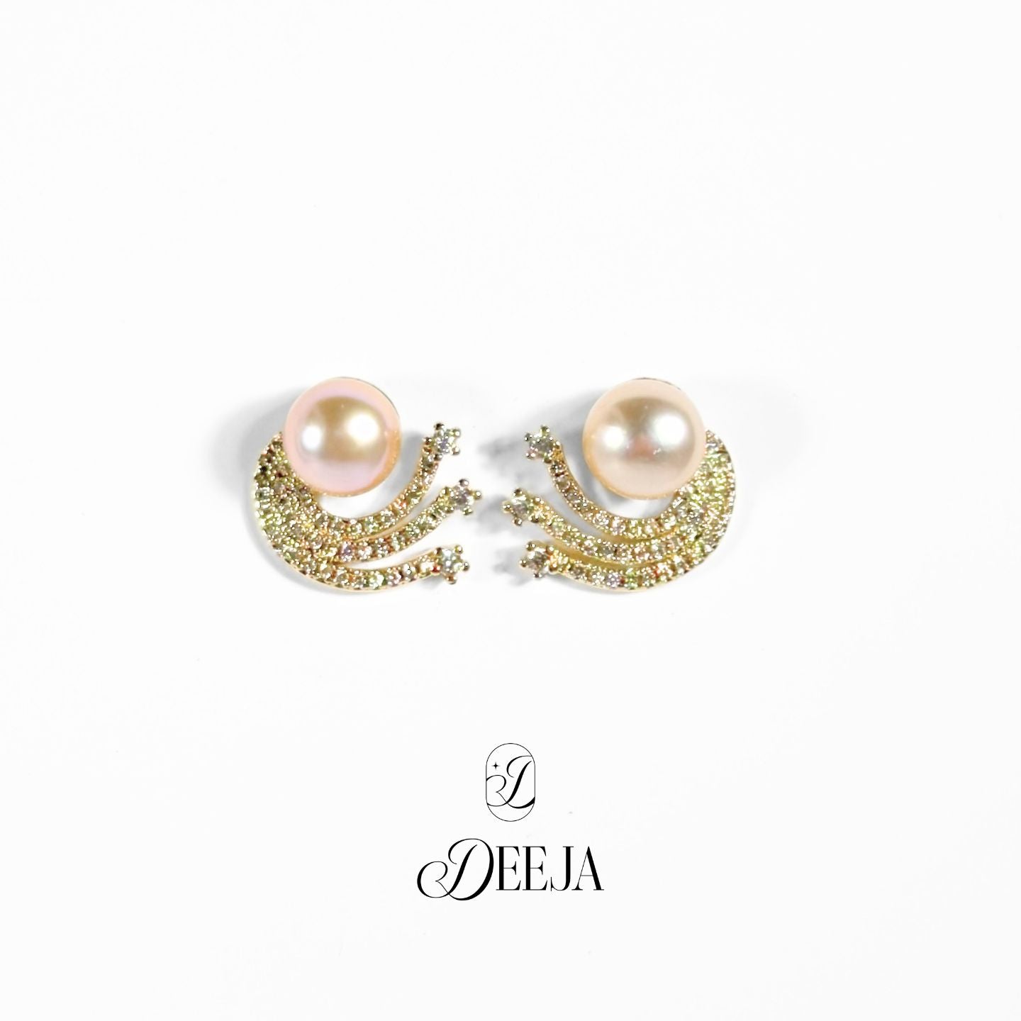 Freshwater Pearl Stud Earrings • FWE31