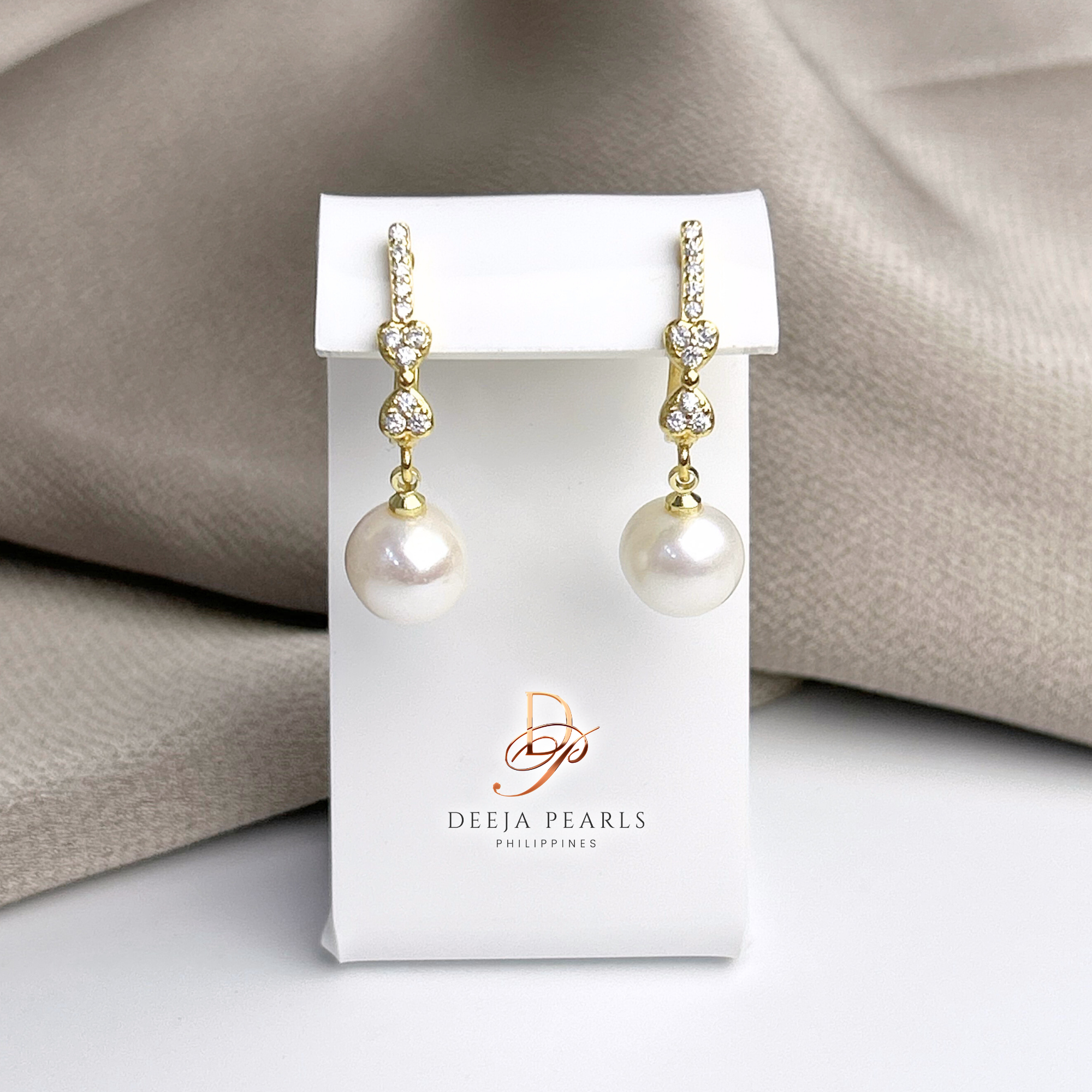 DPE144 • Freshwater Pearl Clip Earrings