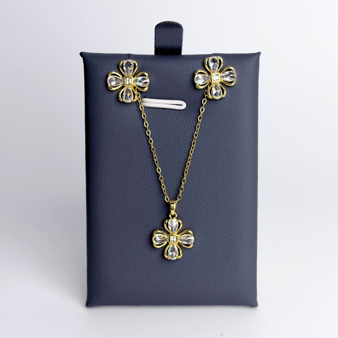 Clover 18K Gold Coated Zirconia Necklace and Earrings Set