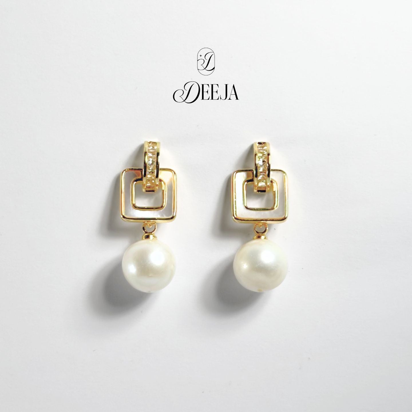 Freshwater Pearl Dangling Earrings • FWE07