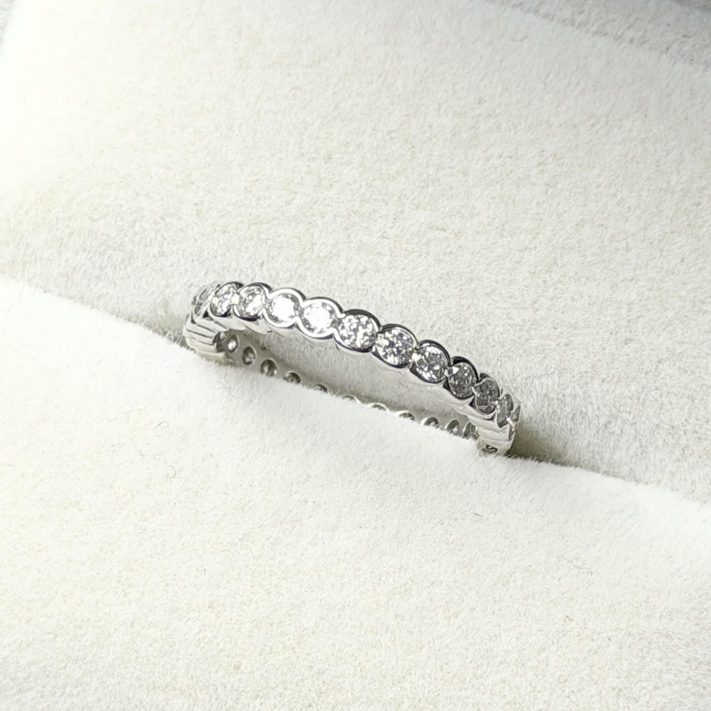 Moissanite 0.03ct Bubble Eternity Ring | DMR007