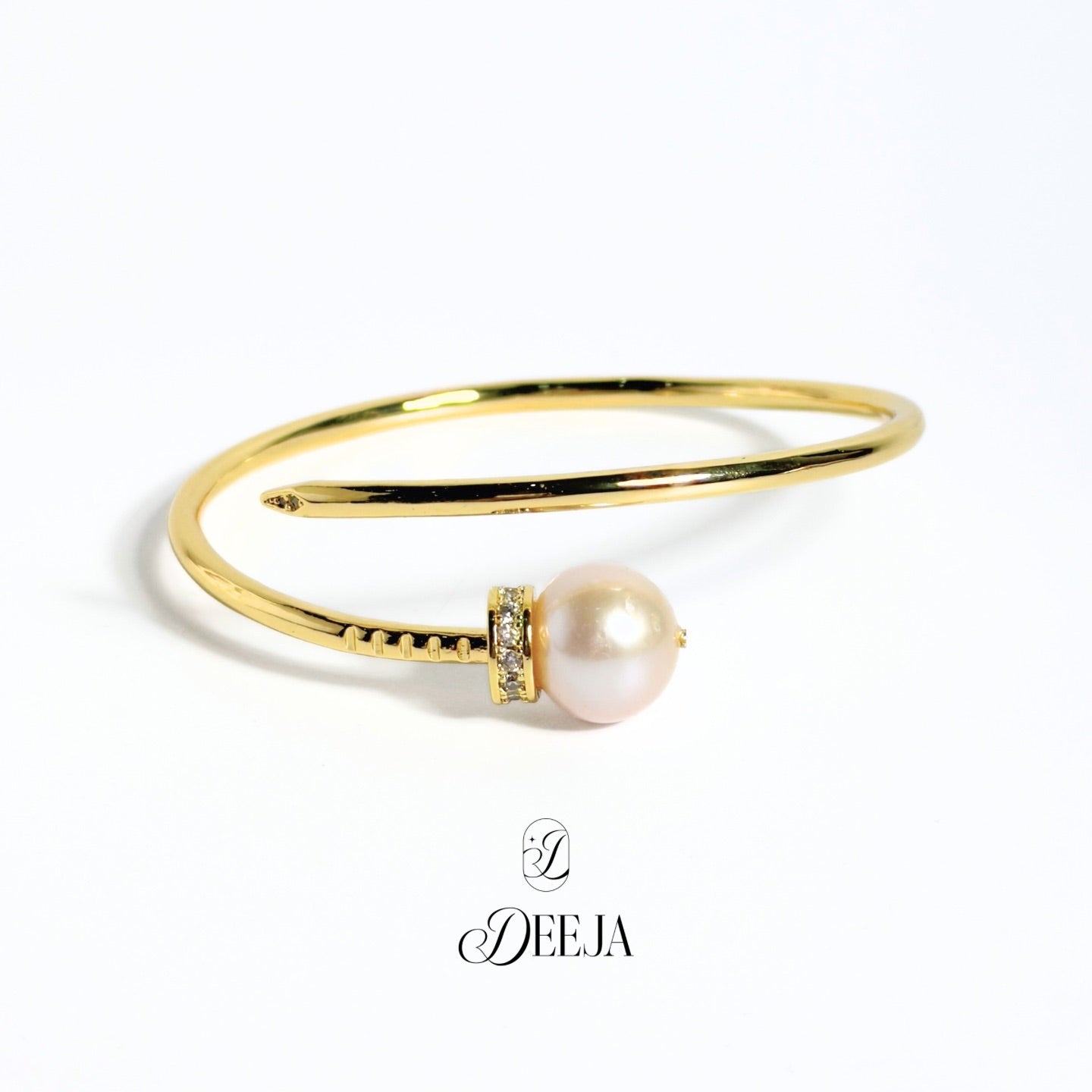 Naila | Edison Freshwater Pearl Bangle • FWB13