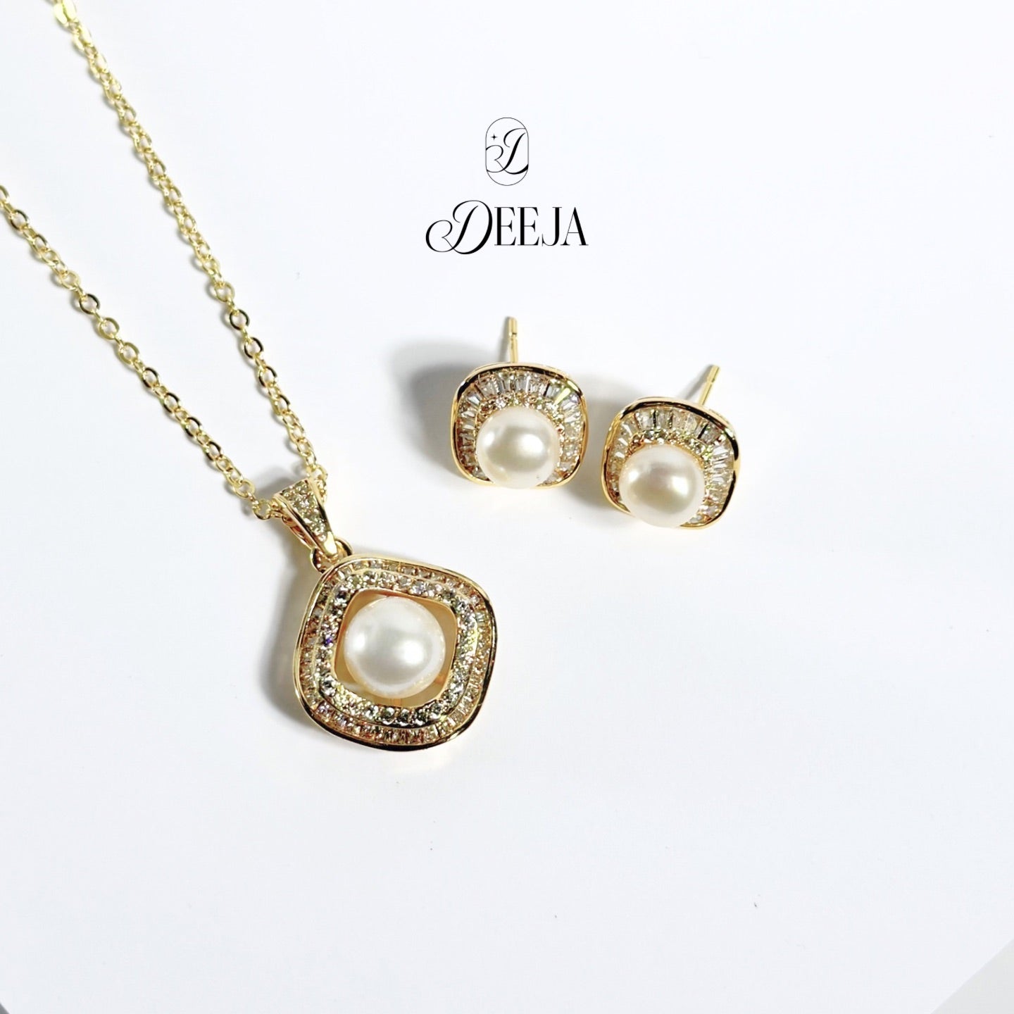 Freshwater Pearl Earrings and Necklace Set • FWS08