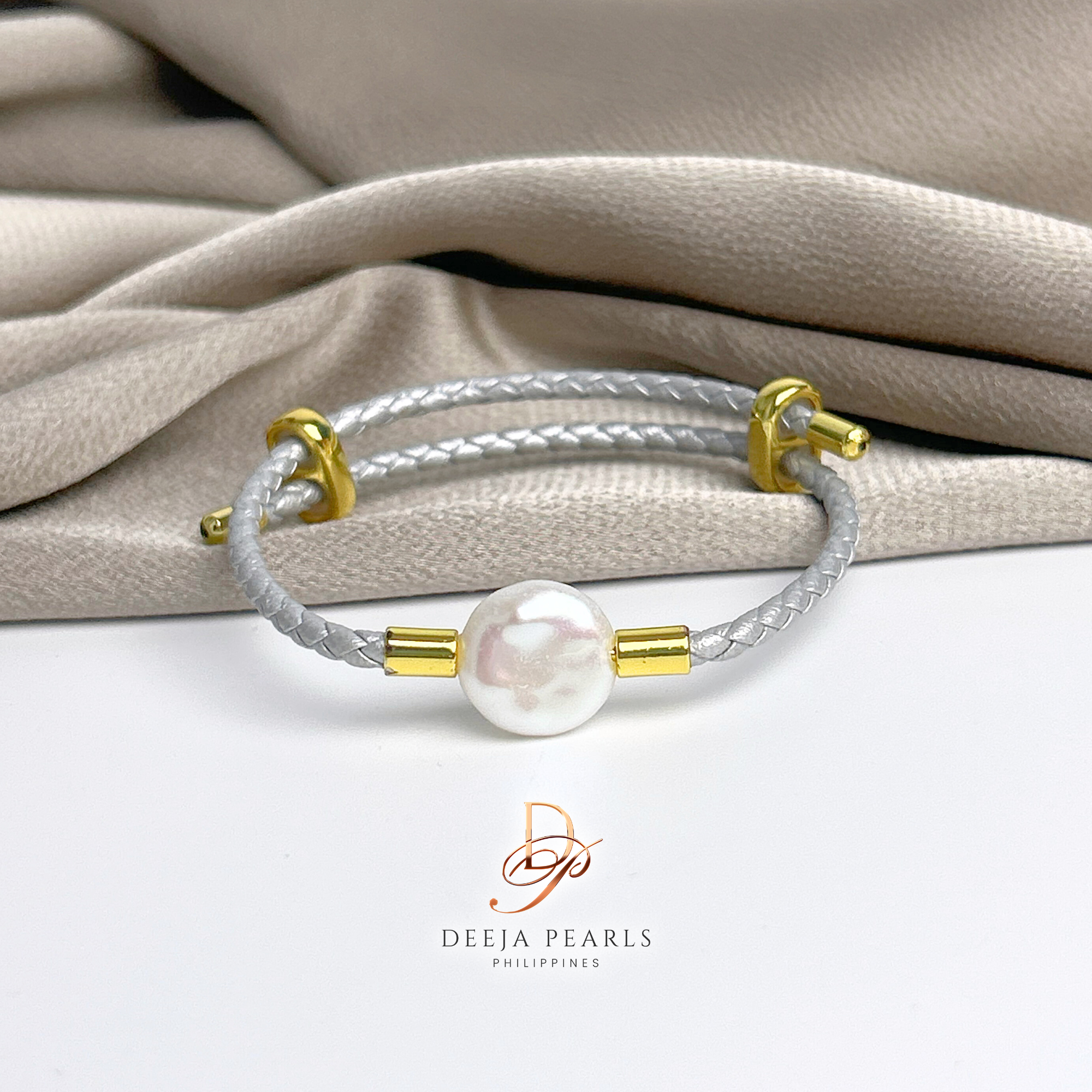 DPB137 • Coin Freshwater Pearl Leather Adjustable Bracelet