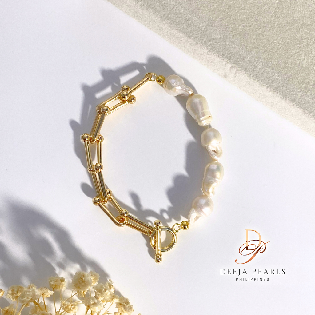 DPB150 • Baroque Freshwater Pearl Bracelet in Hardware Chain