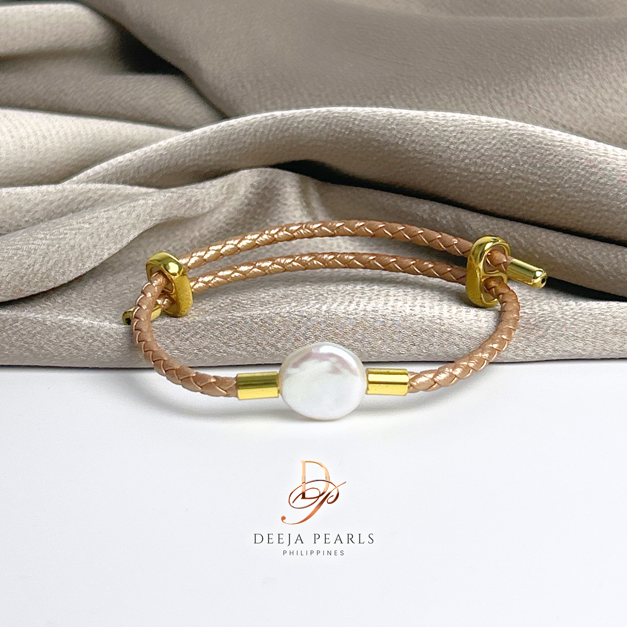 DPB137 • Coin Freshwater Pearl Leather Adjustable Bracelet