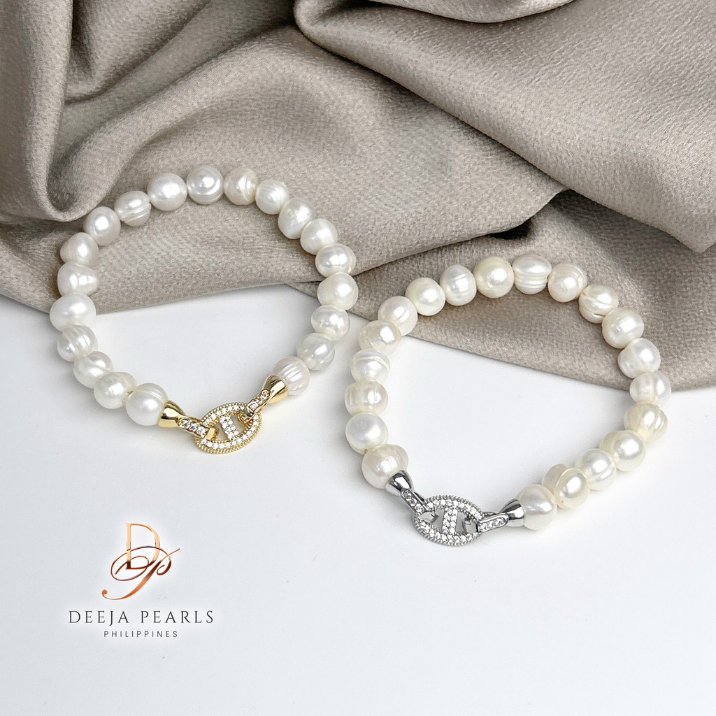 DPB108 • Freshwater Pearl Bracelet in CD Pendant Lock