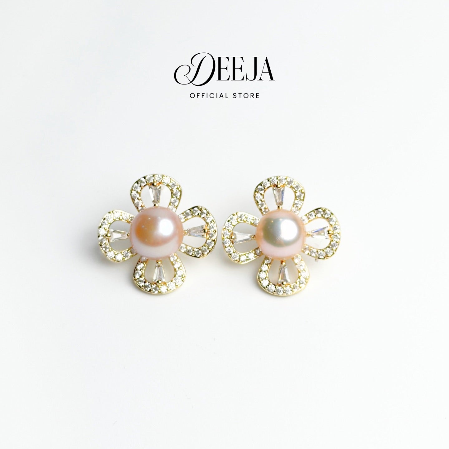 Deeja • Open Clover Stud Earrings Freshwater Pearl FPE10150
