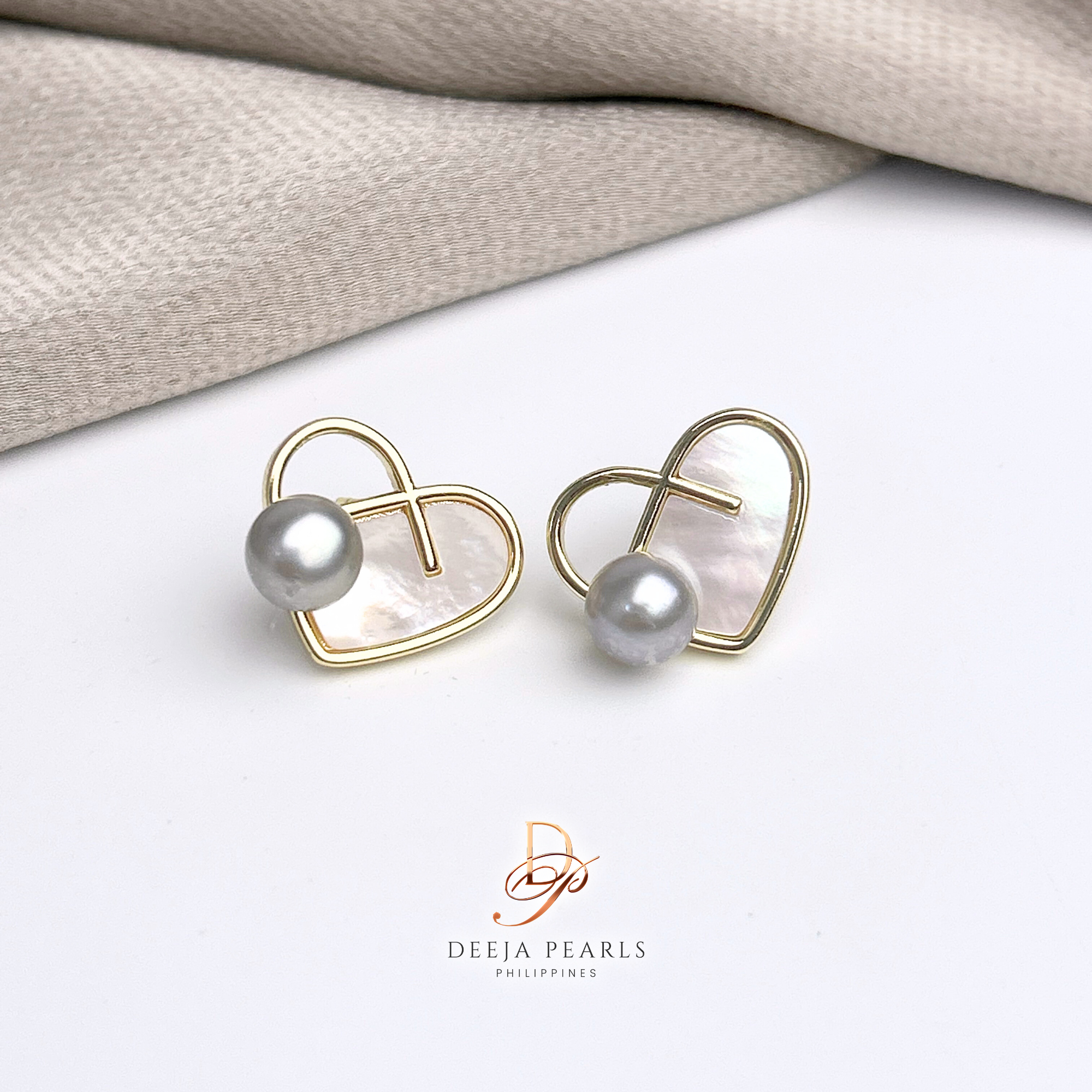 DPE148 • Freshwater Pearl Stud Earrings