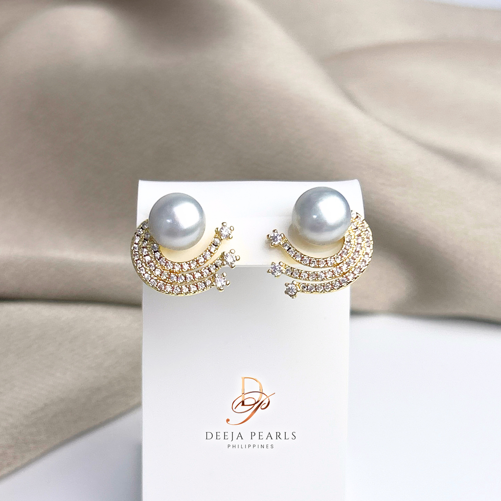 DPE151 • Freshwater Pearl Stud Earrings