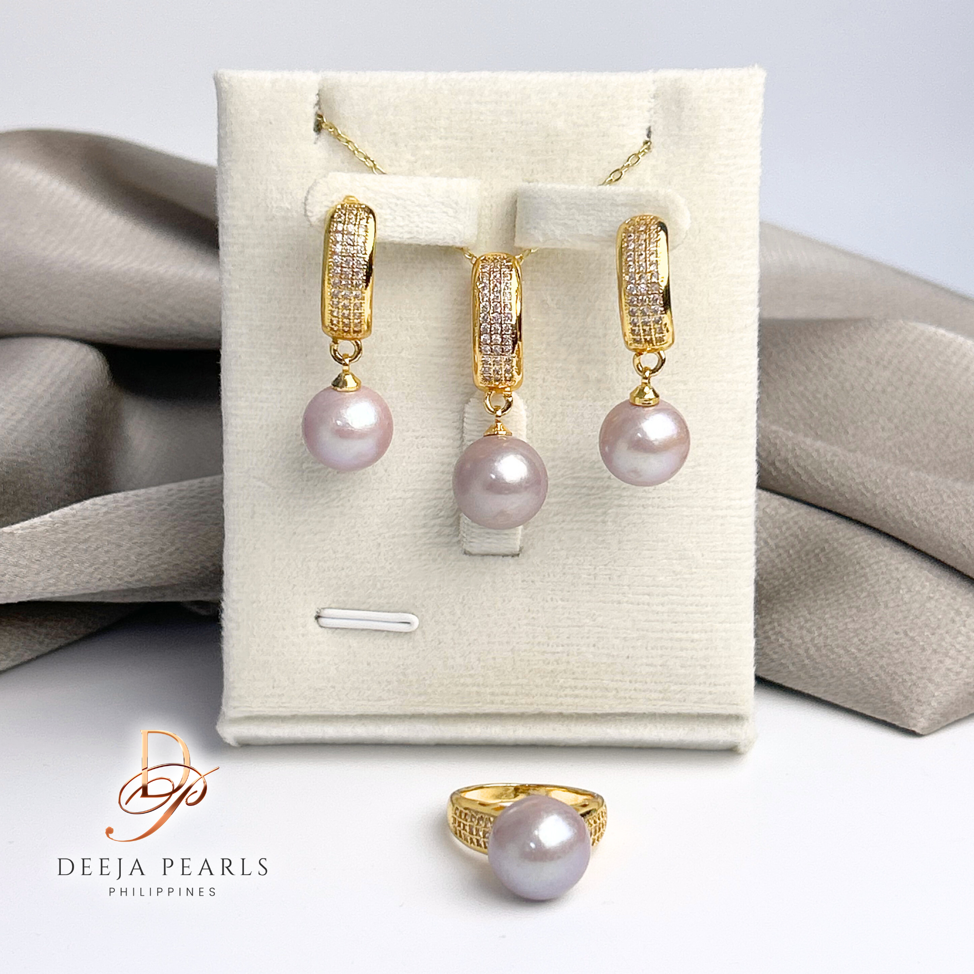 EPS104 • Edison Pearl Set of Necklace, Earrings and Ring