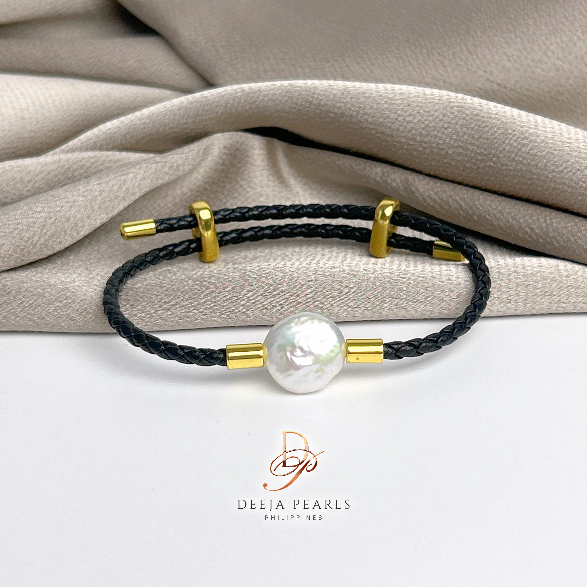 DPB137 • Coin Freshwater Pearl Leather Adjustable Bracelet
