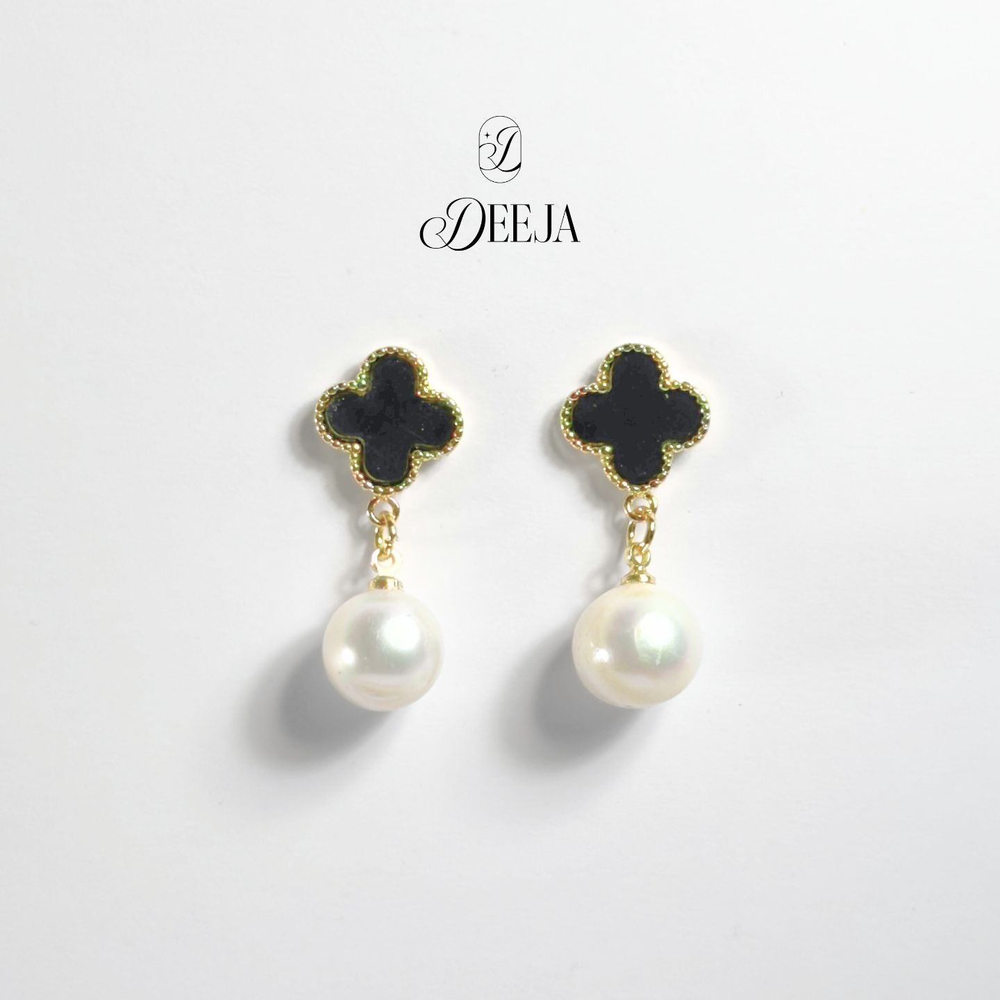 Freshwater Pearl Dangling Earrings • FWE14