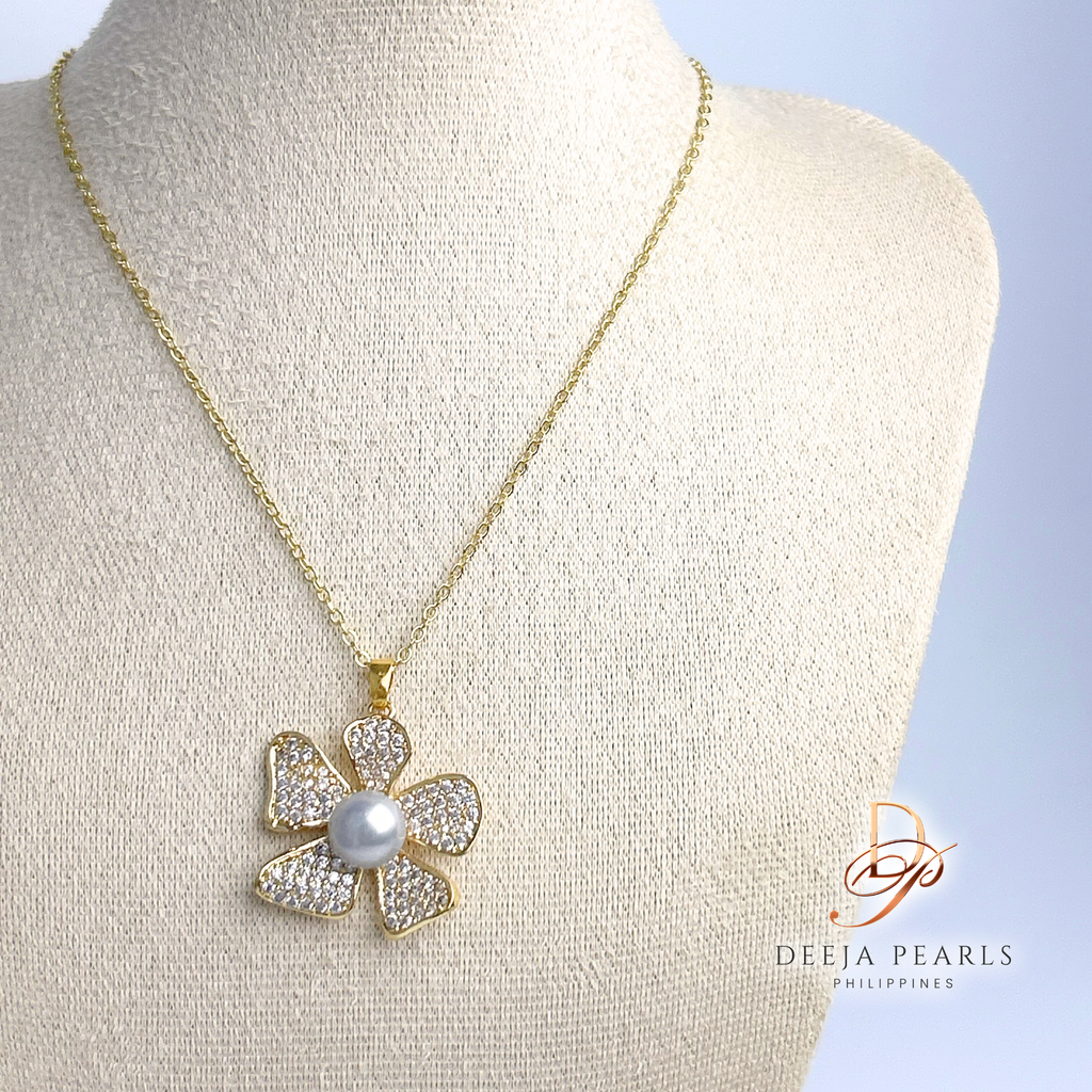 DPN134 • Freshwater Pearl Pendant Necklace