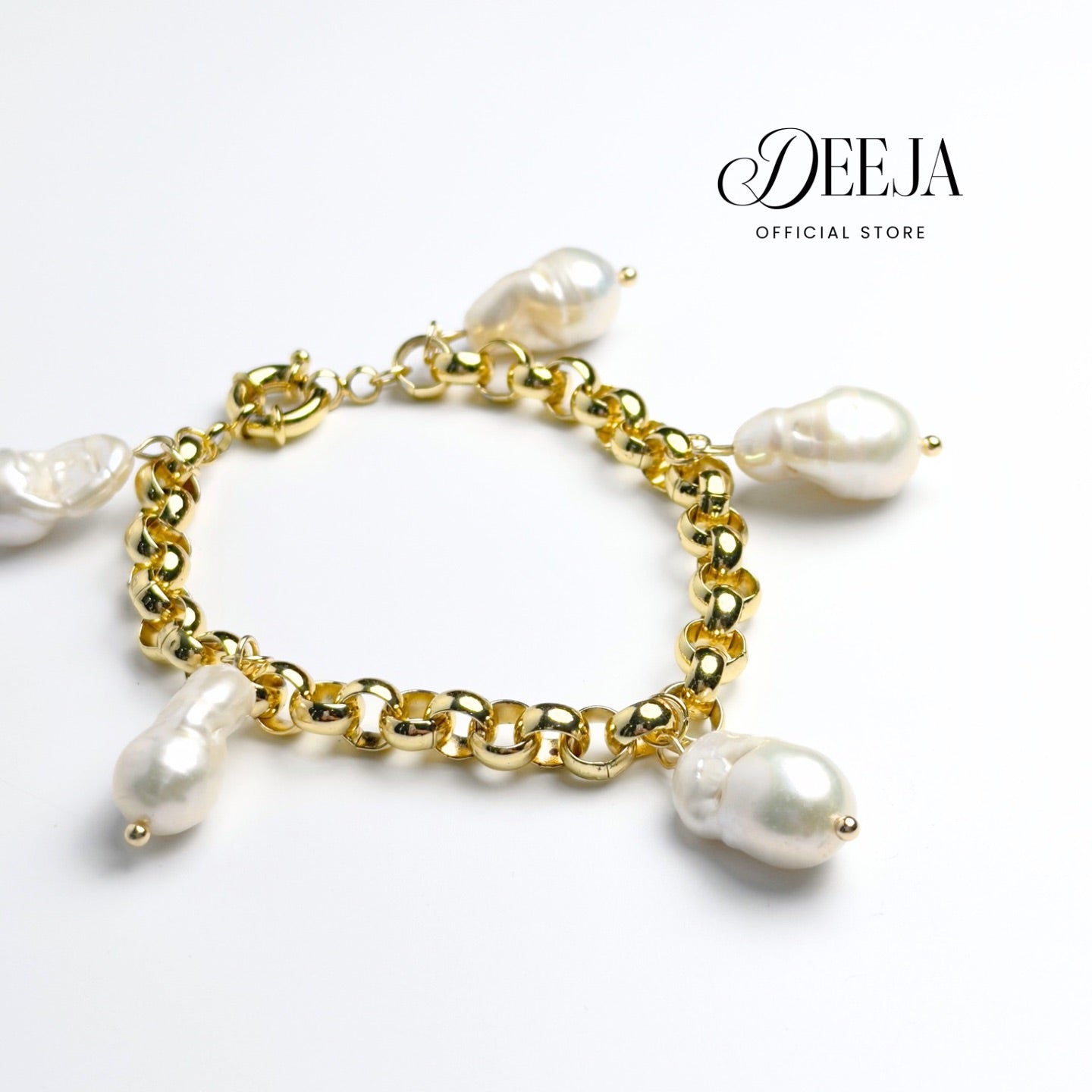 Deeja • Baroque Freshwater Pearl Tauco Charm Bracelet FPB10255