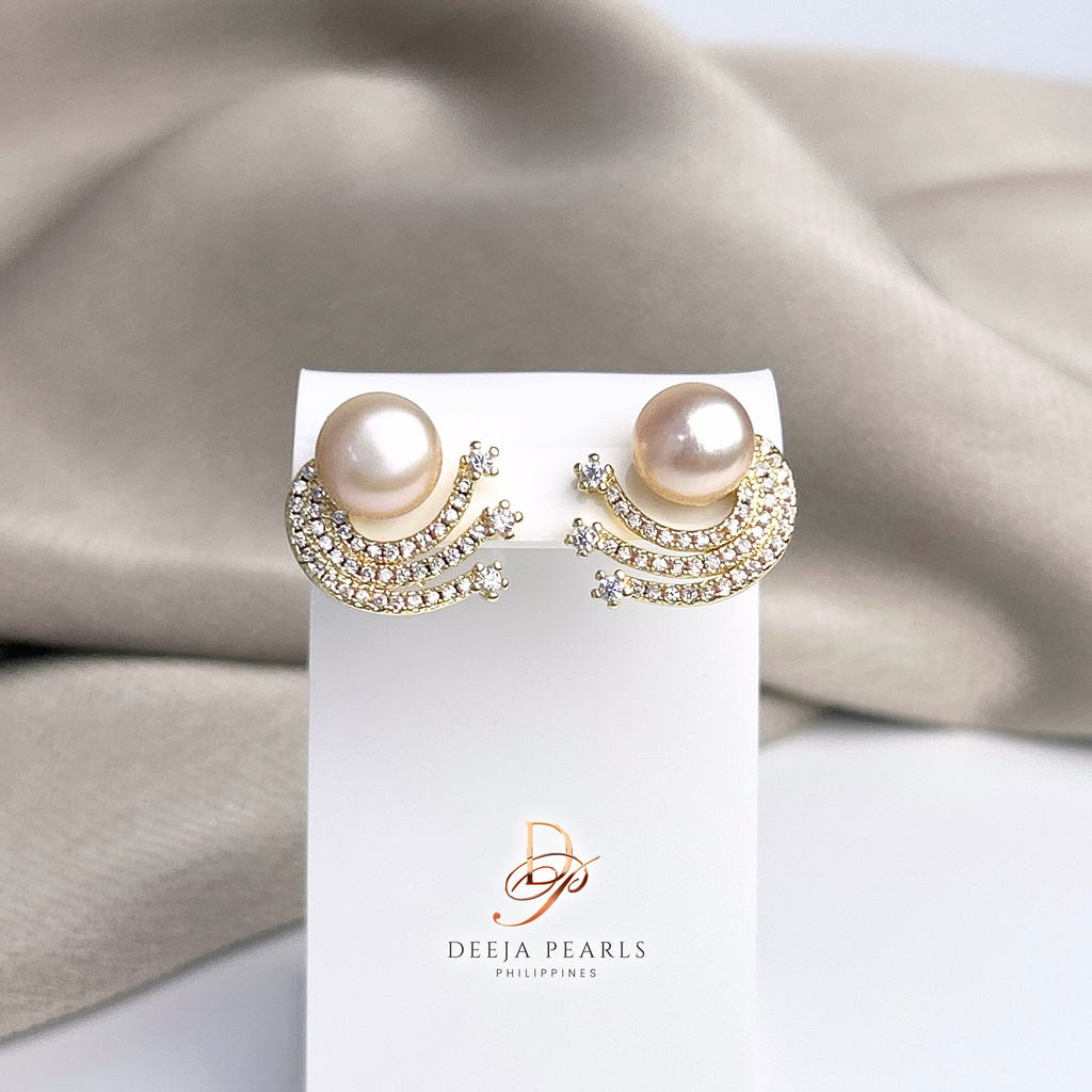DPE151 • Freshwater Pearl Stud Earrings