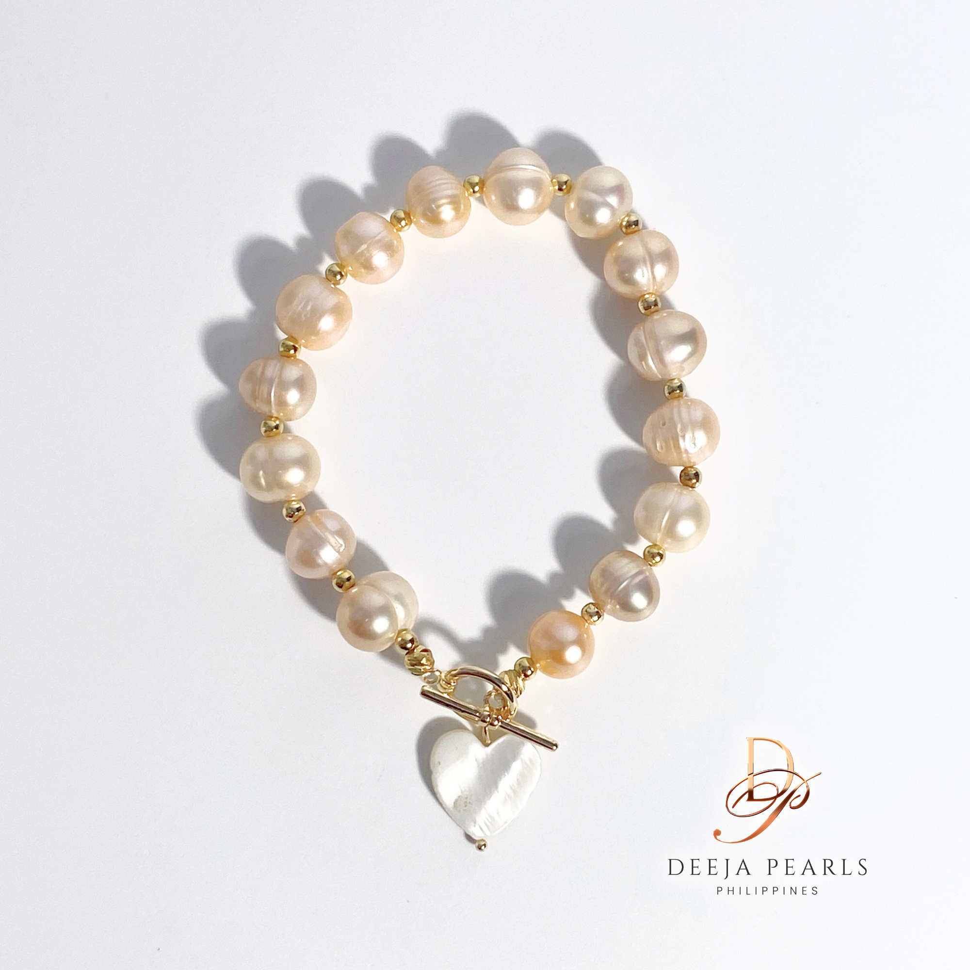 DPB148 • Freshwater Pearl Bracelet with Mother of Pearl