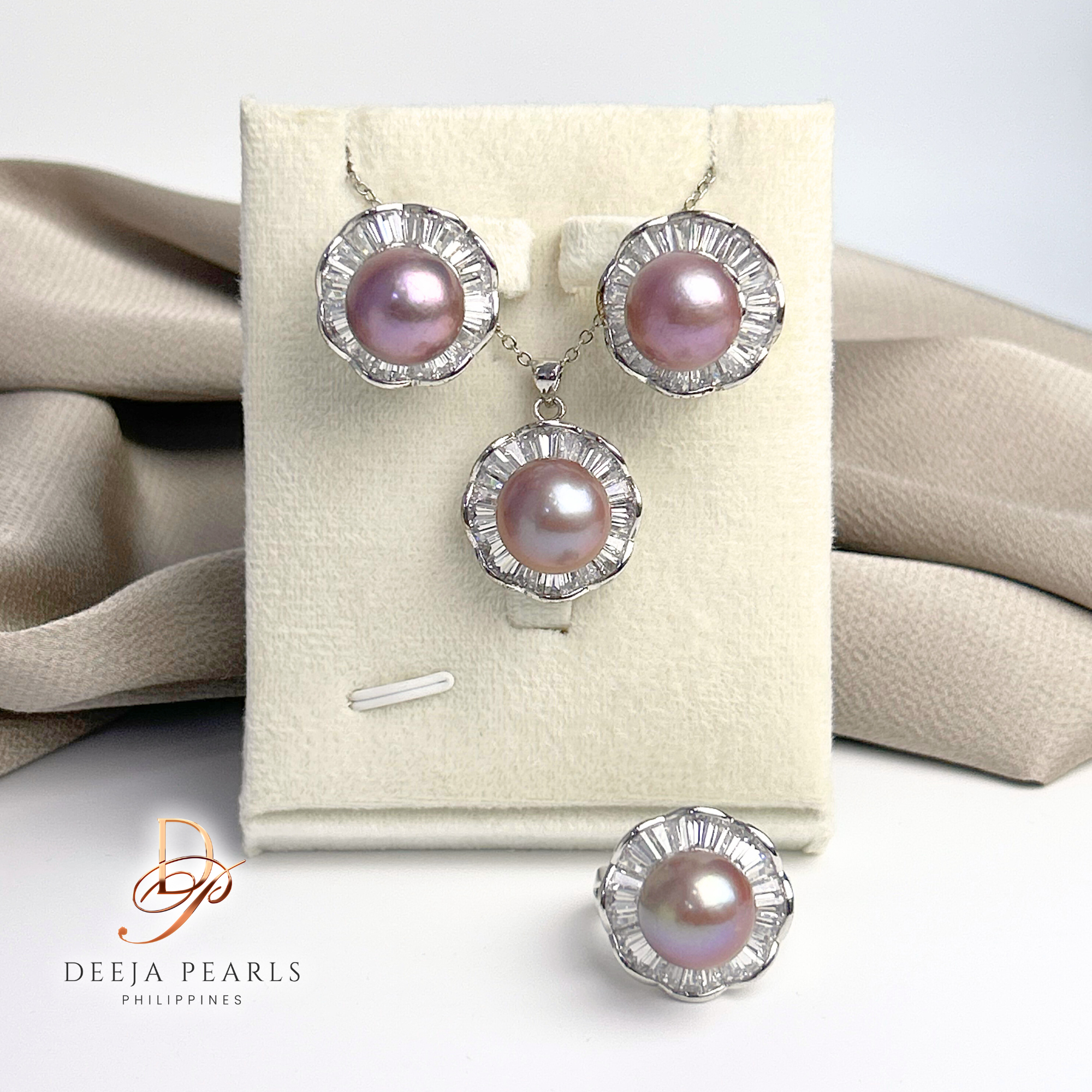 EPS112 • Edison Pearl Set of Necklace, Earrings and Ring