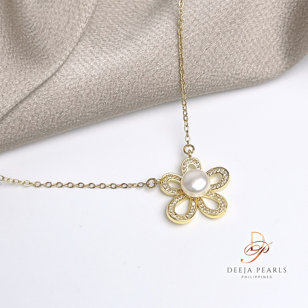 DPN103 • Freshwater Pearl Pendant Necklace