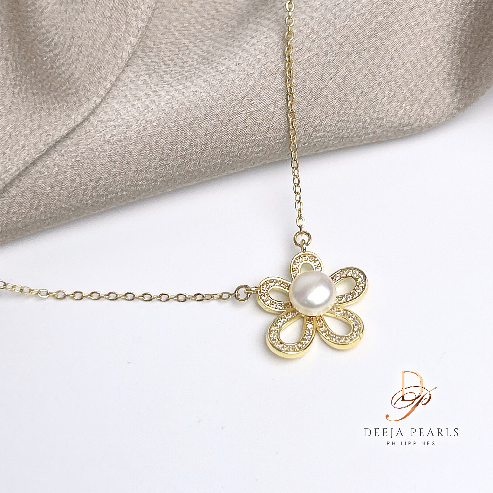 DPN103 • Freshwater Pearl Pendant Necklace