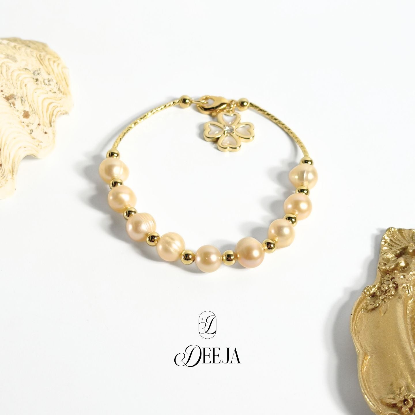 Kaia | Freshwater Pearl Bracelet • FWB02