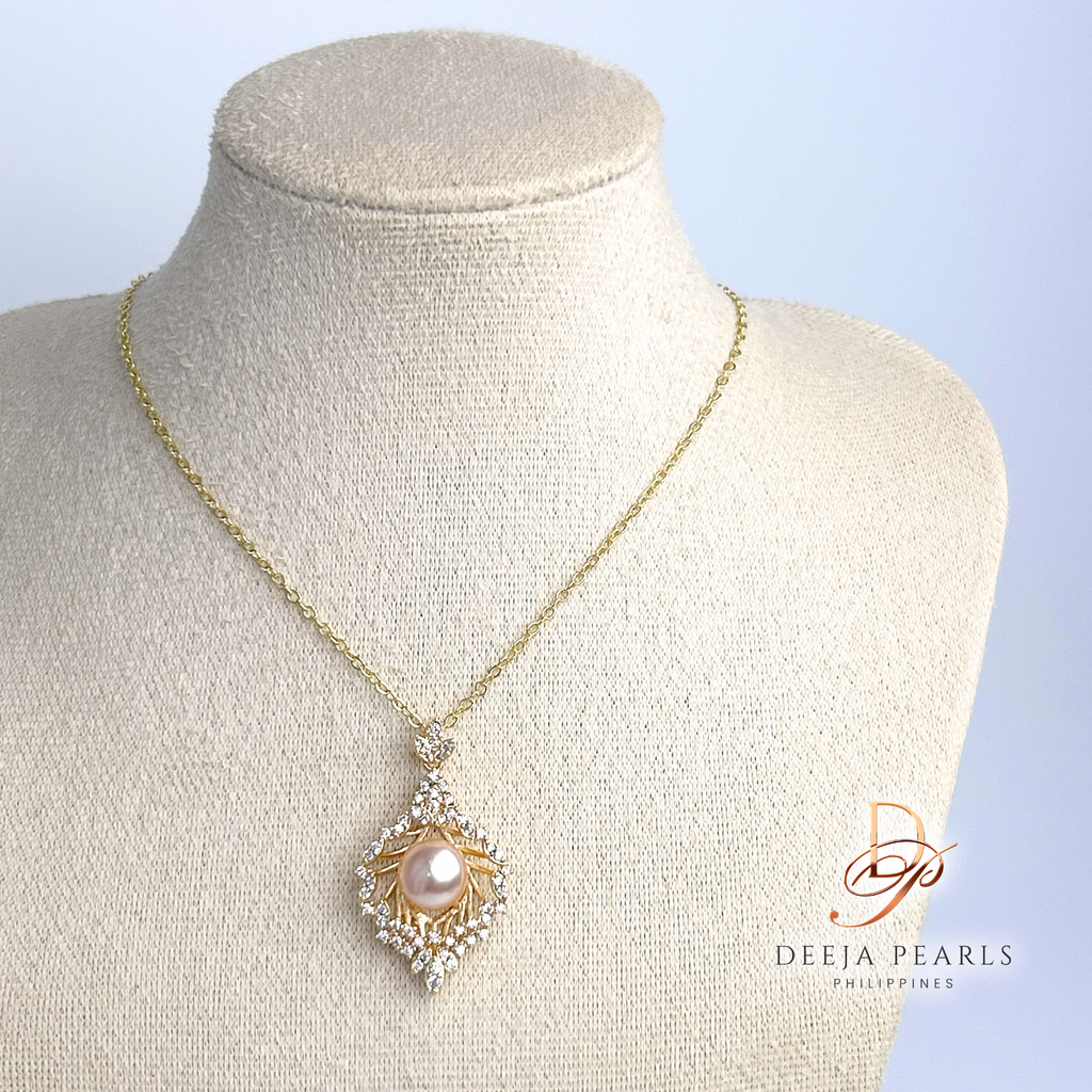 DPN131 • Freshwater Pearl Pendant Necklace